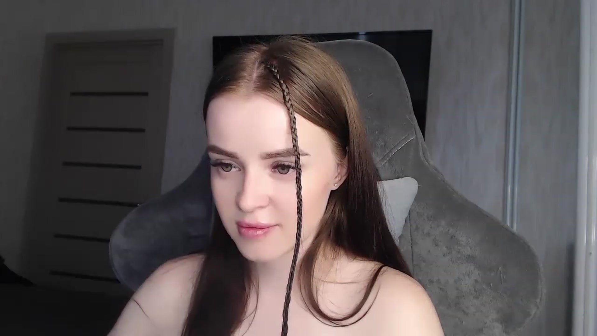 Gallery image thumbnail from BitsyMia's myfreecams stream on, 08/26/2023, 06:05 image 10 of 20