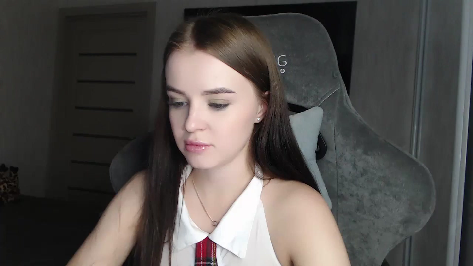 Gallery image thumbnail from BitsyMia's myfreecams stream on, 10/23/2023, 05:44 image 1 of 20