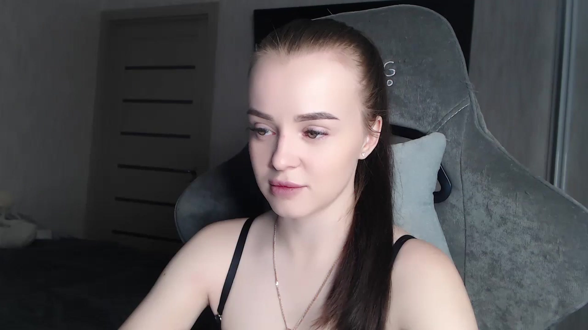 Gallery image thumbnail from BitsyMia's myfreecams stream on, 10/30/2023, 05:03 image 3 of 20