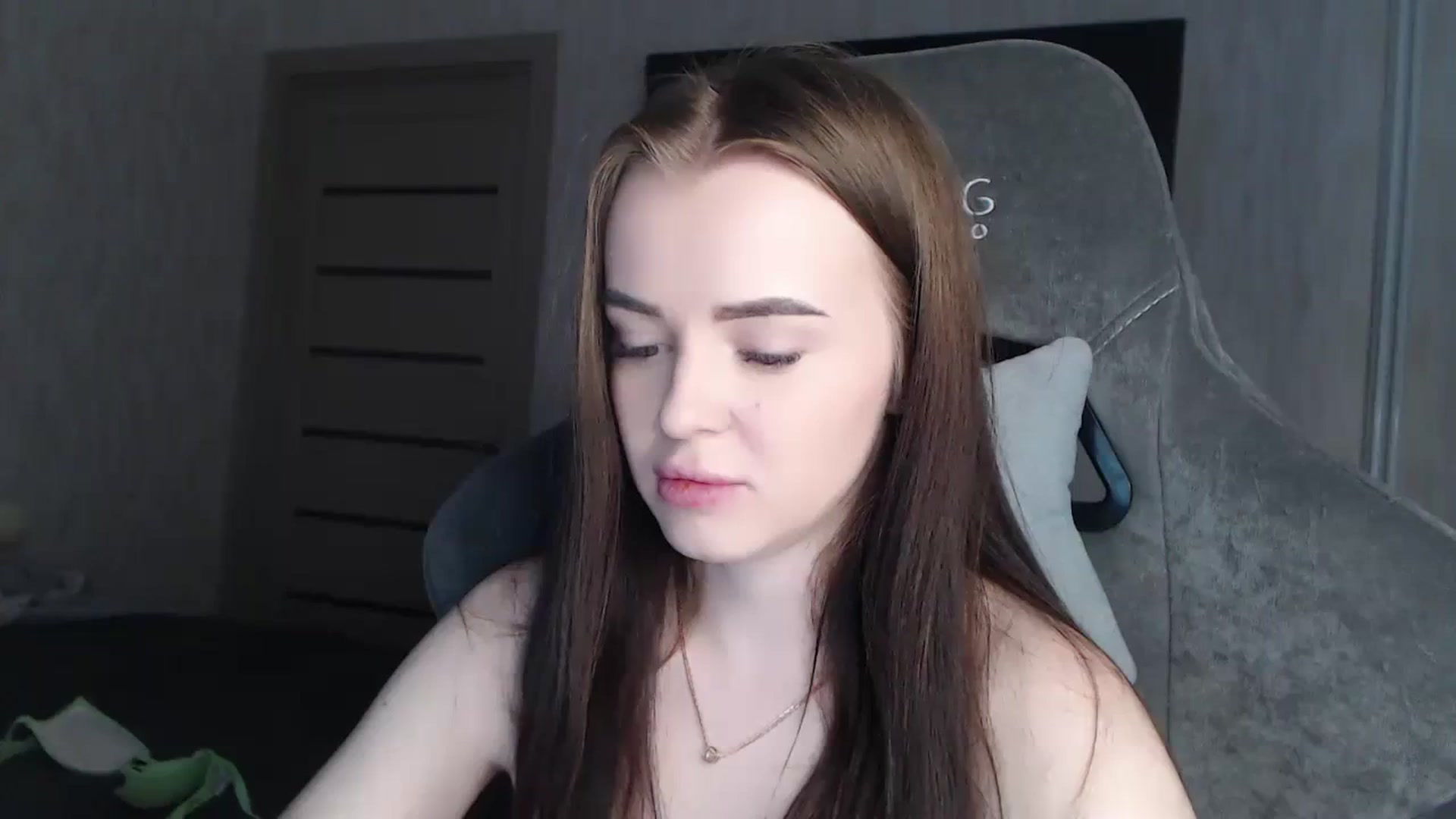 Gallery image thumbnail from BitsyMia's myfreecams stream on, 11/06/2023, 06:10 image 18 of 20