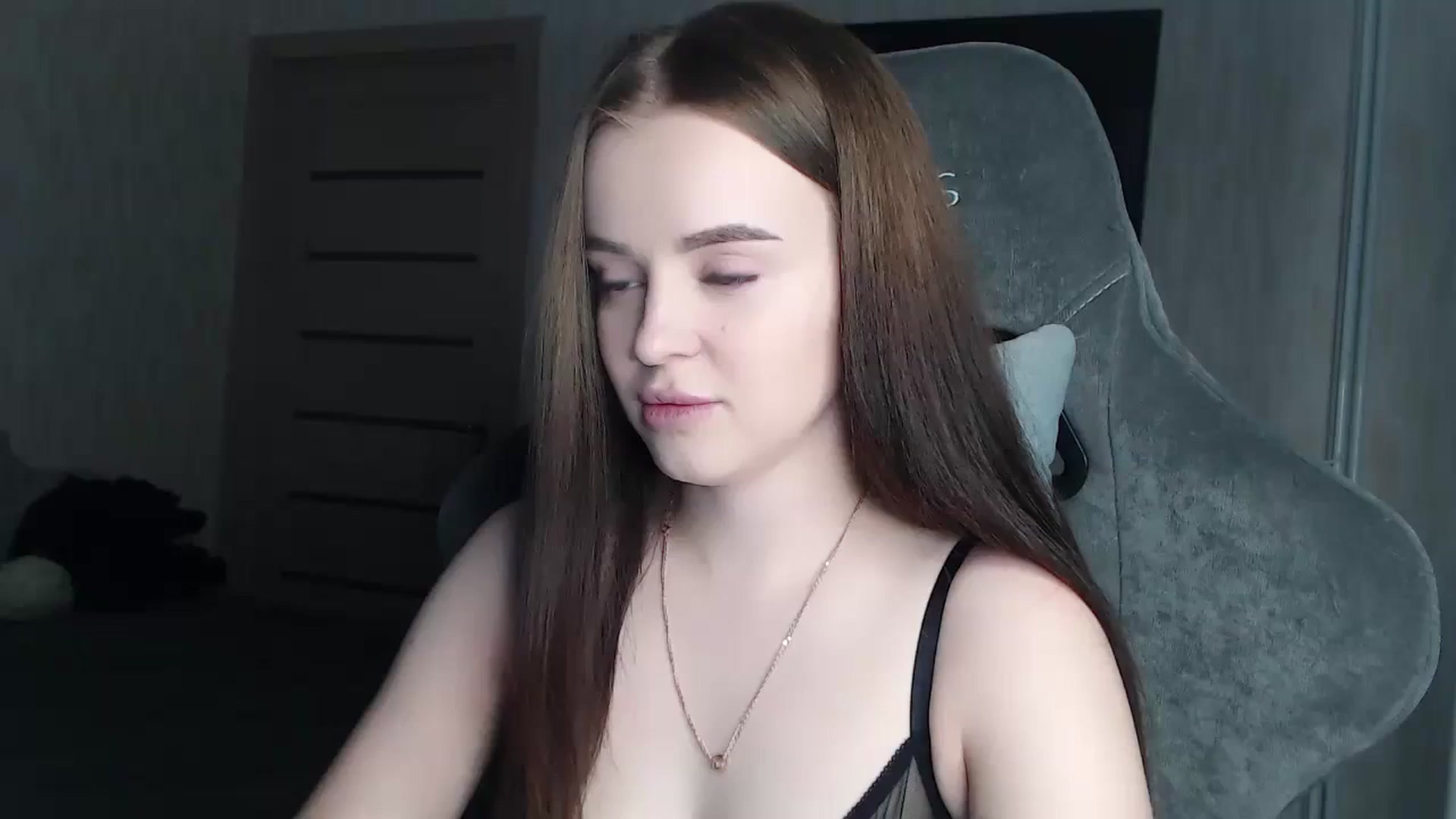 Gallery image thumbnail from BitsyMia's myfreecams stream on, 11/20/2023, 06:22 image 1 of 20