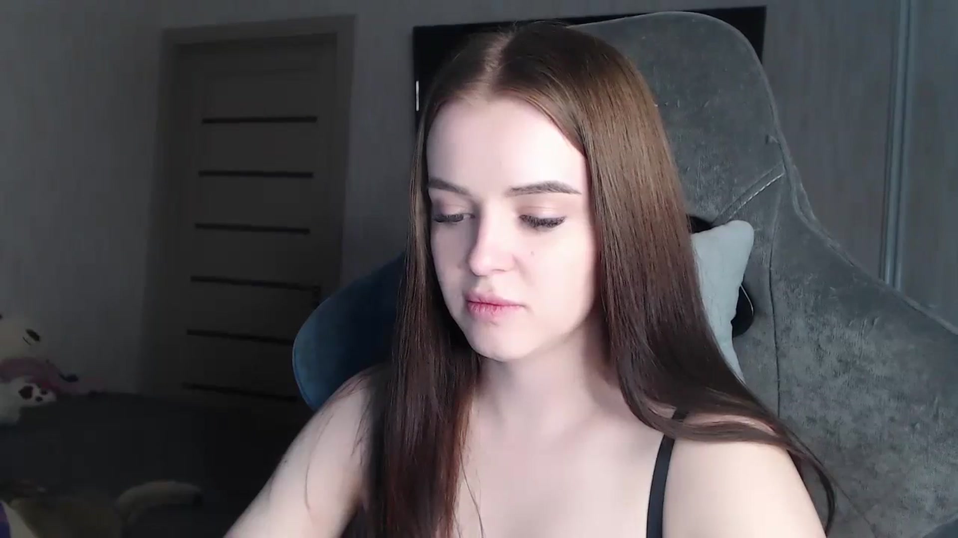 Gallery image thumbnail from BitsyMia's myfreecams stream on, 11/22/2023, 07:17 image 6 of 20