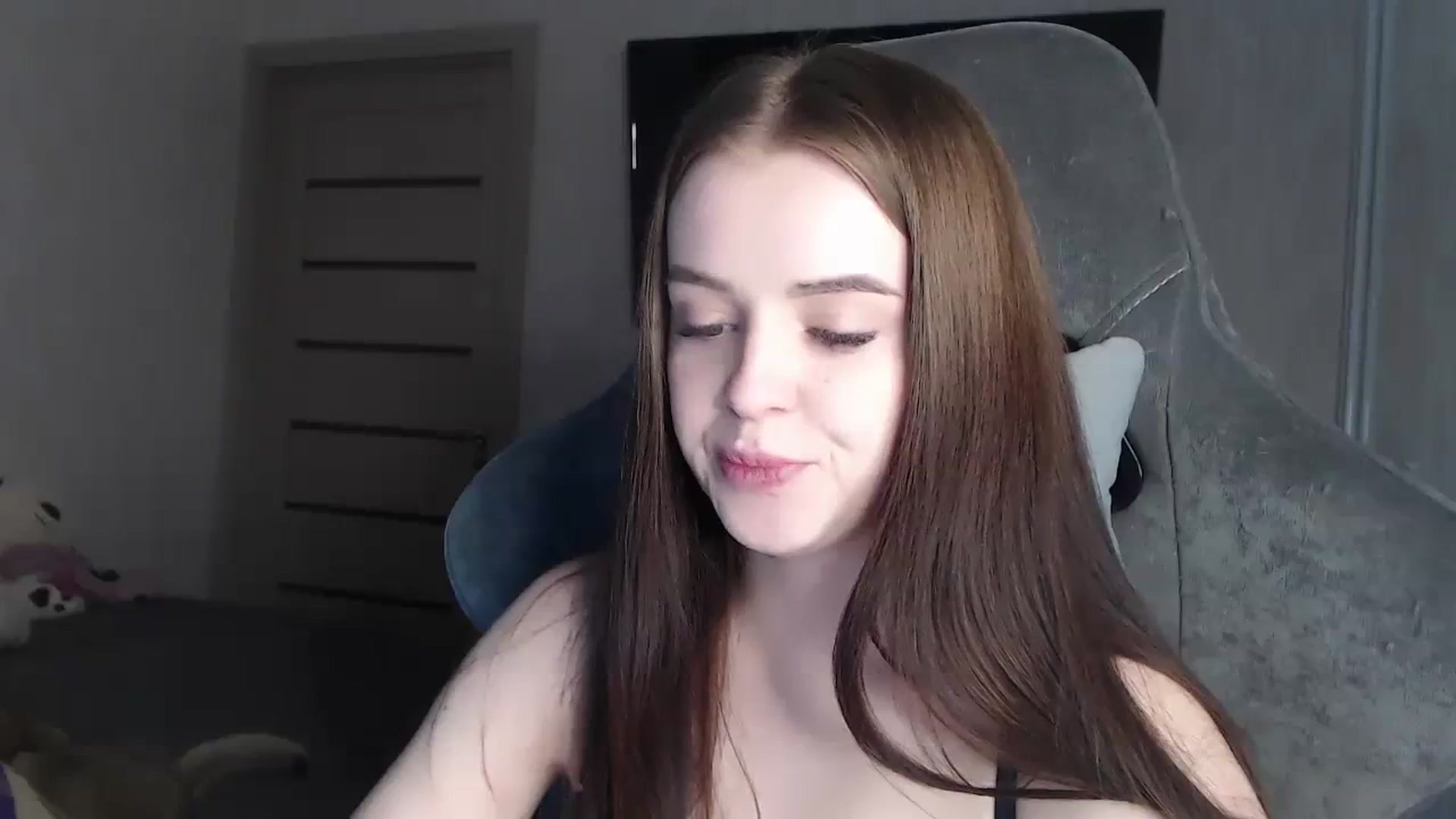 Gallery image thumbnail from BitsyMia's myfreecams stream on, 11/22/2023, 07:17 image 4 of 20