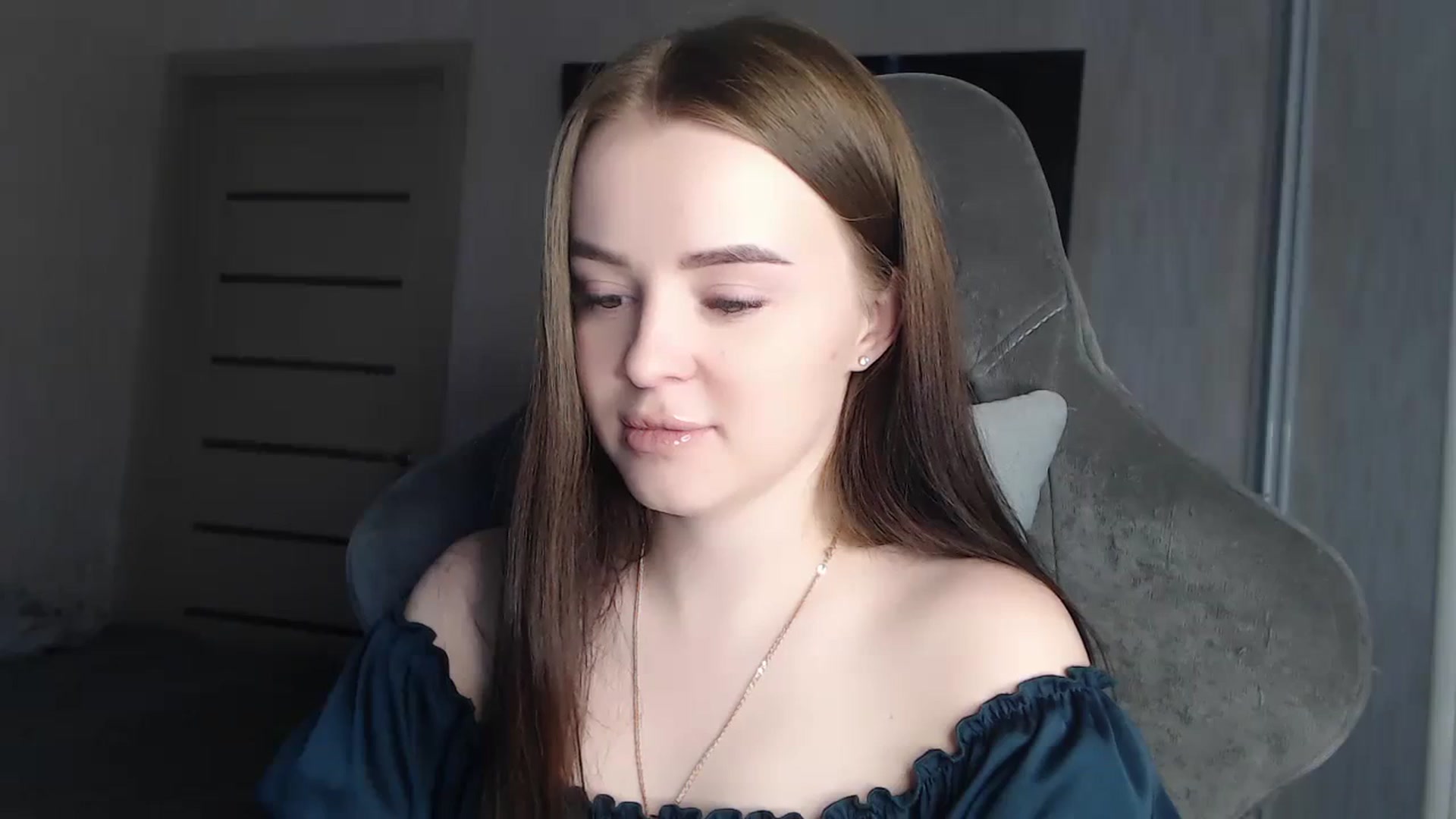 Gallery image thumbnail from BitsyMia's myfreecams stream on, 11/29/2023, 06:04 image 4 of 20