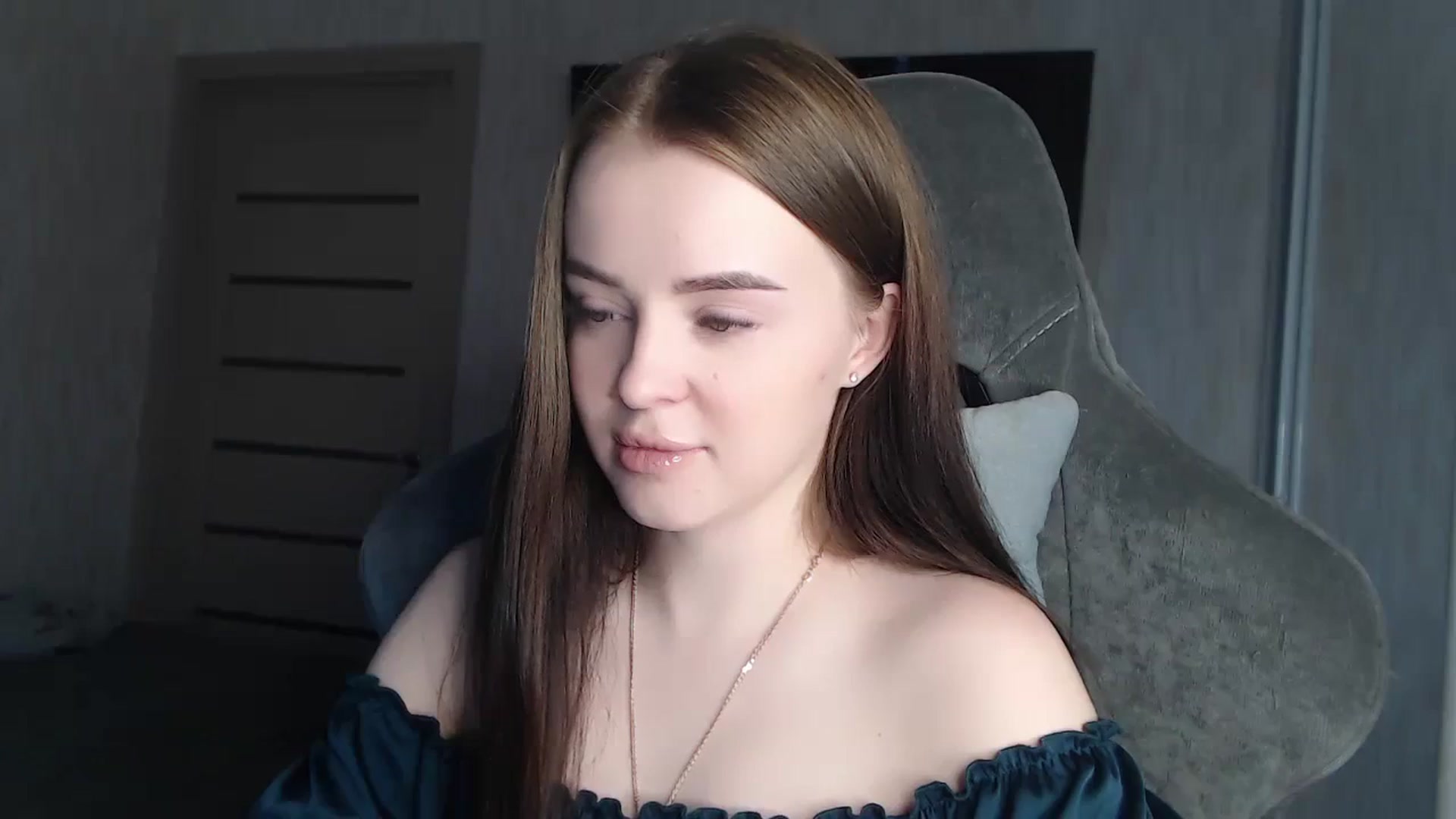 Gallery image thumbnail from BitsyMia's myfreecams stream on, 11/29/2023, 06:04 image 7 of 20