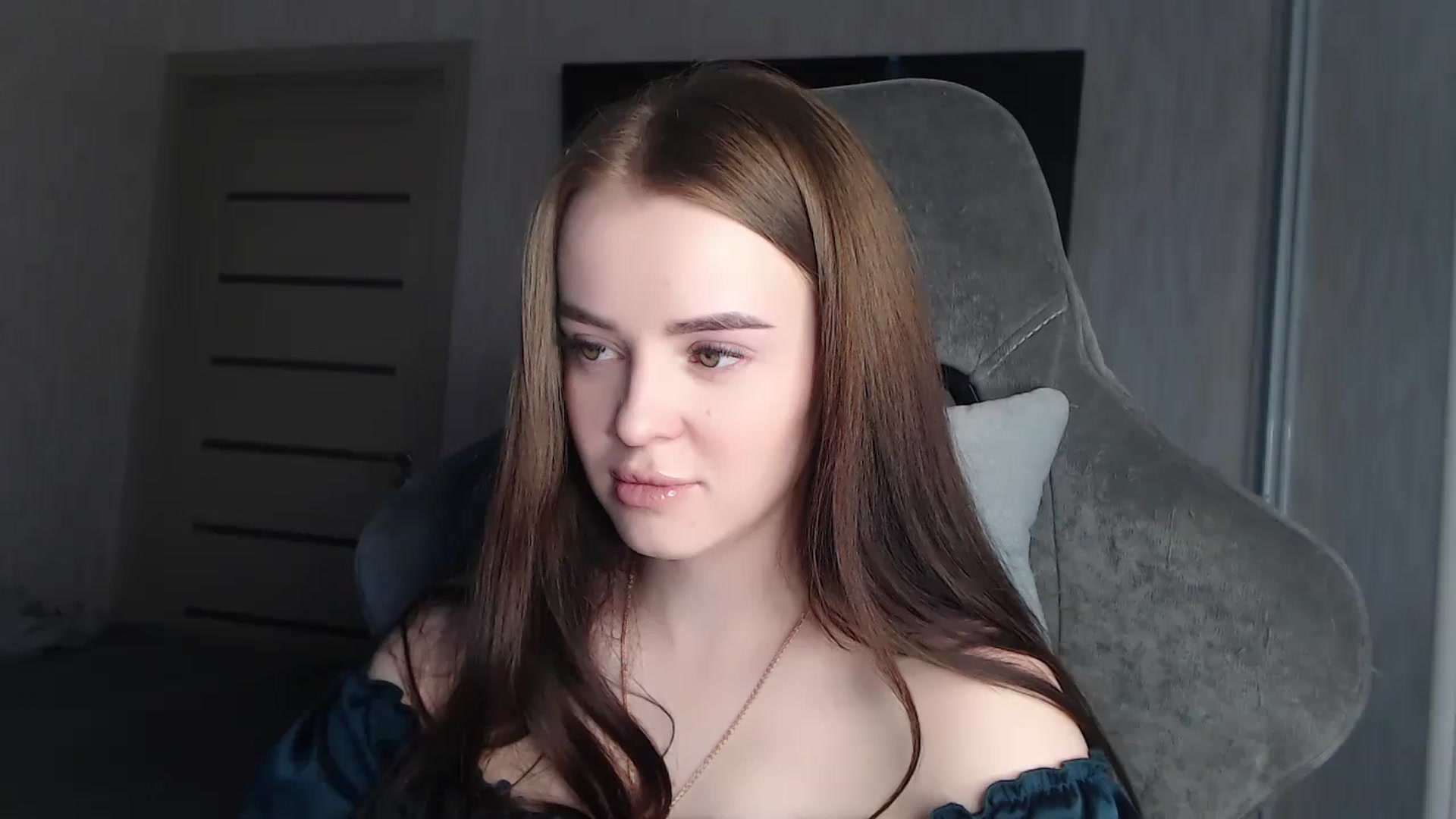 Gallery image thumbnail from BitsyMia's myfreecams stream on, 11/29/2023, 06:04 image 1 of 20