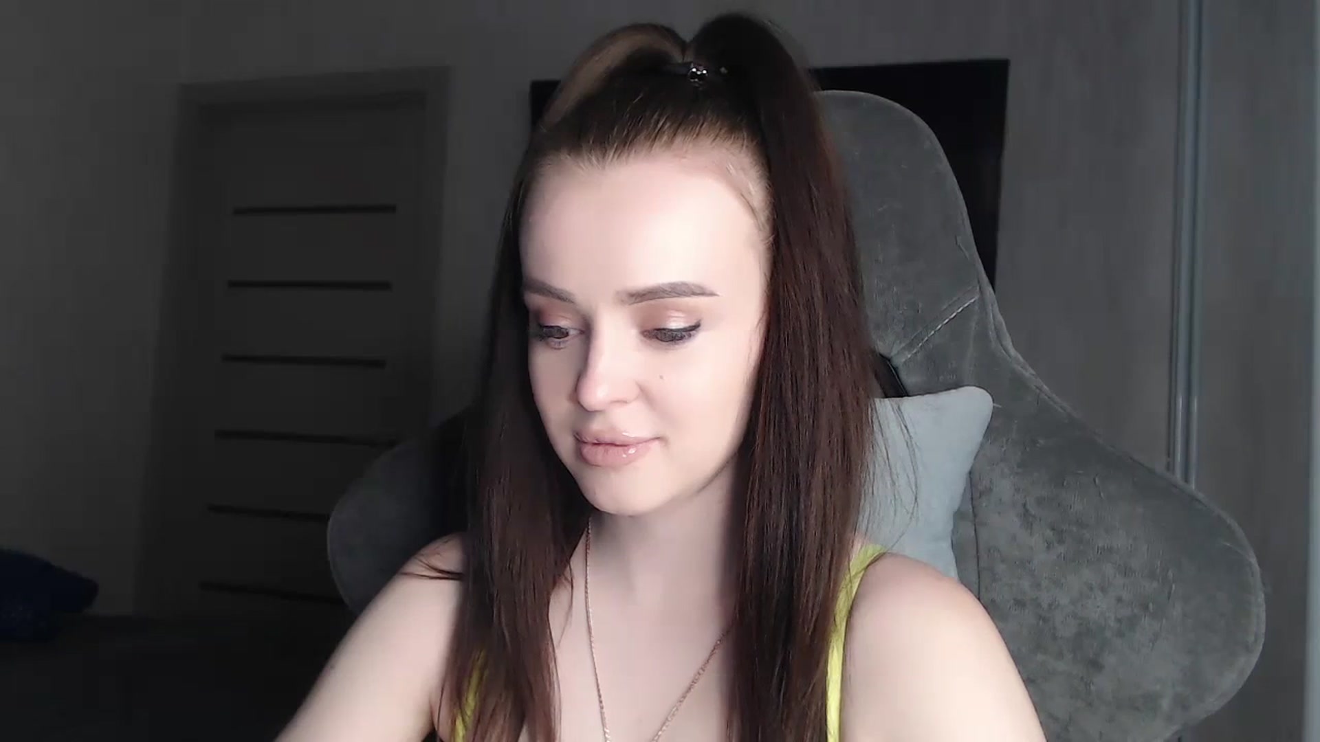 Gallery image thumbnail from BitsyMia's myfreecams stream on, 12/07/2023, 06:02 image 5 of 20