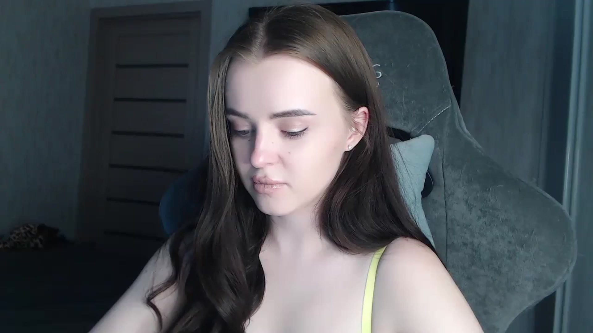 Gallery image thumbnail from BitsyMia's myfreecams stream on, 12/11/2023, 07:24 image 3 of 20