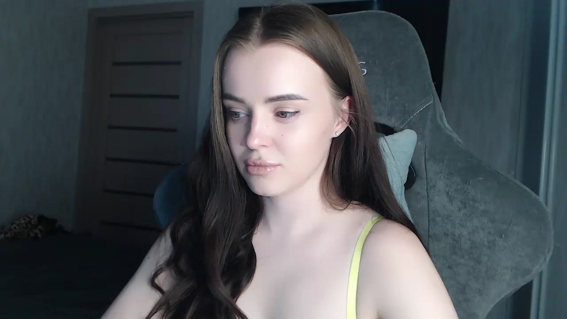 Gallery image thumbnail from BitsyMia's myfreecams stream on, 12/11/2023, 07:24 image 7 of 20