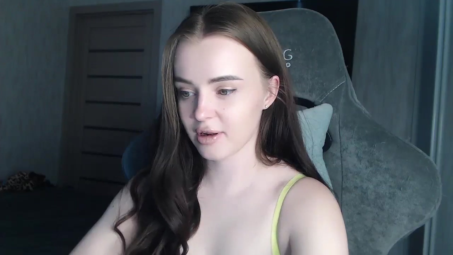 Gallery image thumbnail from BitsyMia's myfreecams stream on, 12/11/2023, 07:24 image 4 of 20