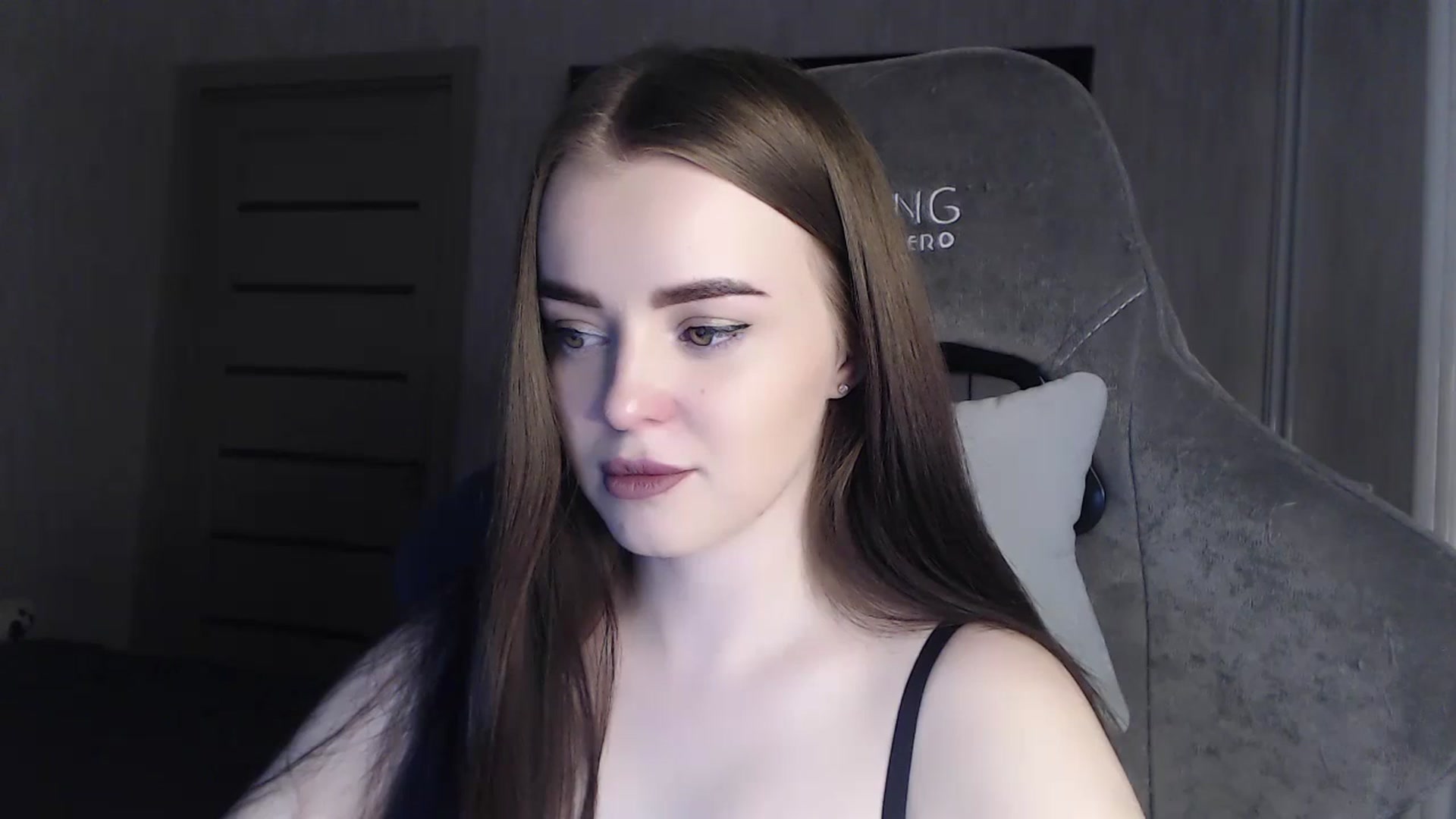 Gallery image thumbnail from BitsyMia's myfreecams stream on, 12/23/2023, 05:14 image 13 of 20