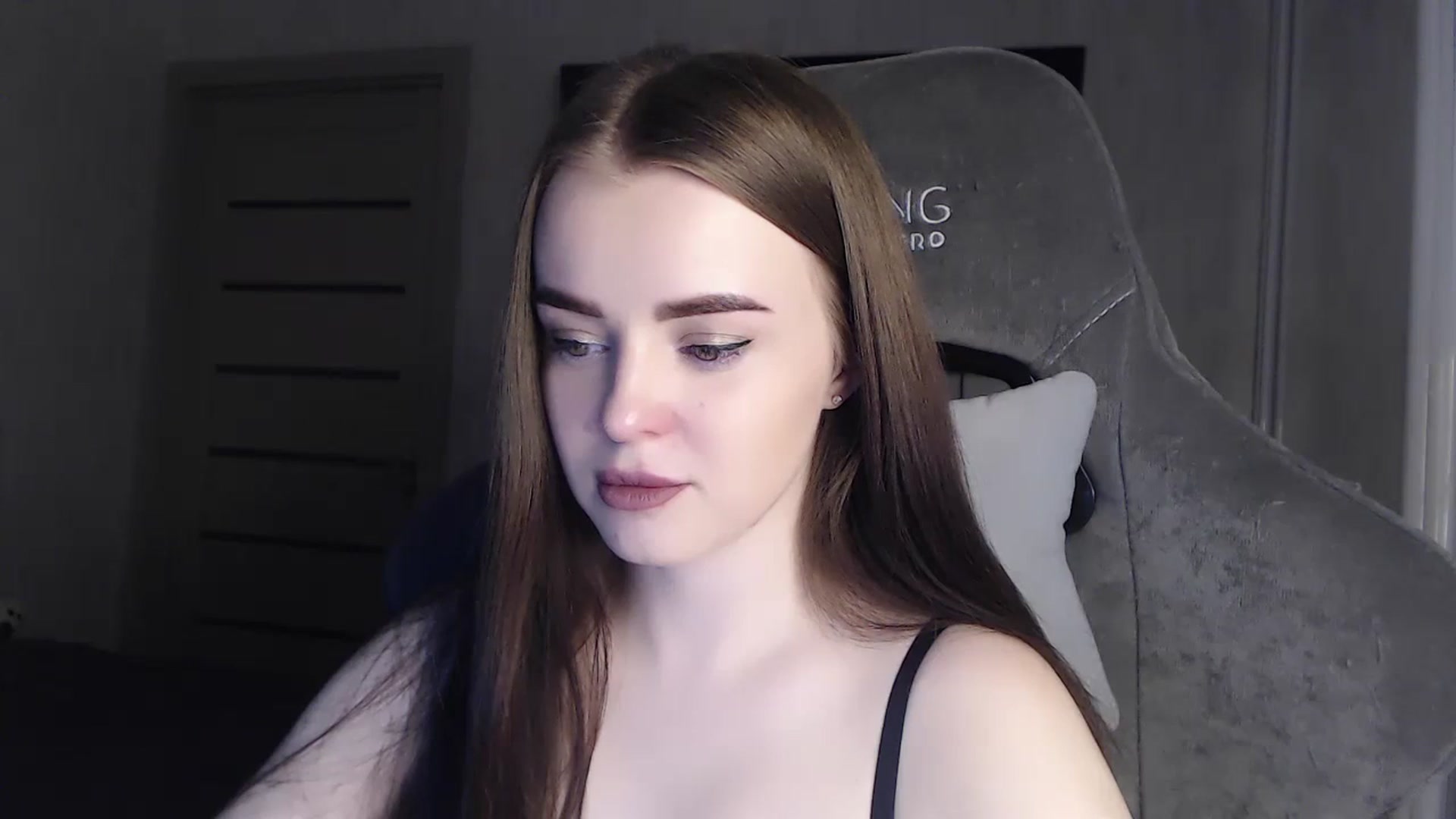 Gallery image thumbnail from BitsyMia's myfreecams stream on, 12/23/2023, 05:14 image 14 of 20