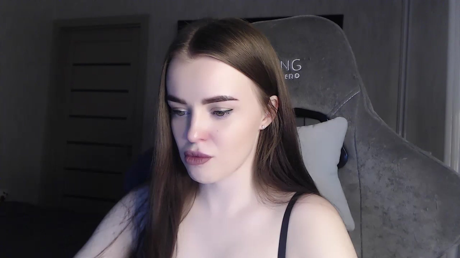 Gallery image thumbnail from BitsyMia's myfreecams stream on, 12/23/2023, 05:14 image 16 of 20