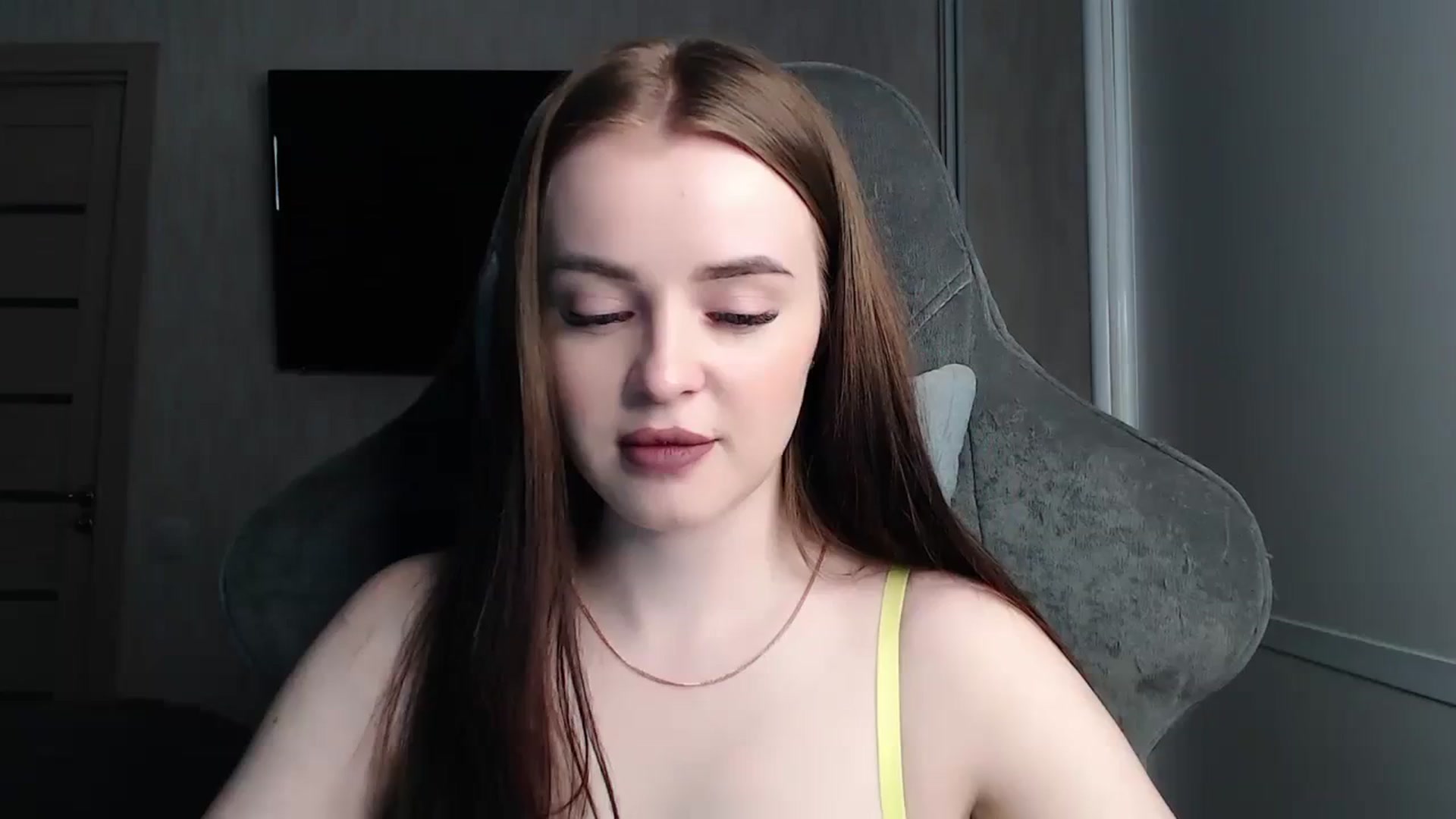 Gallery image thumbnail from BitsyMia's myfreecams stream on, 01/20/2024, 04:25 image 18 of 20