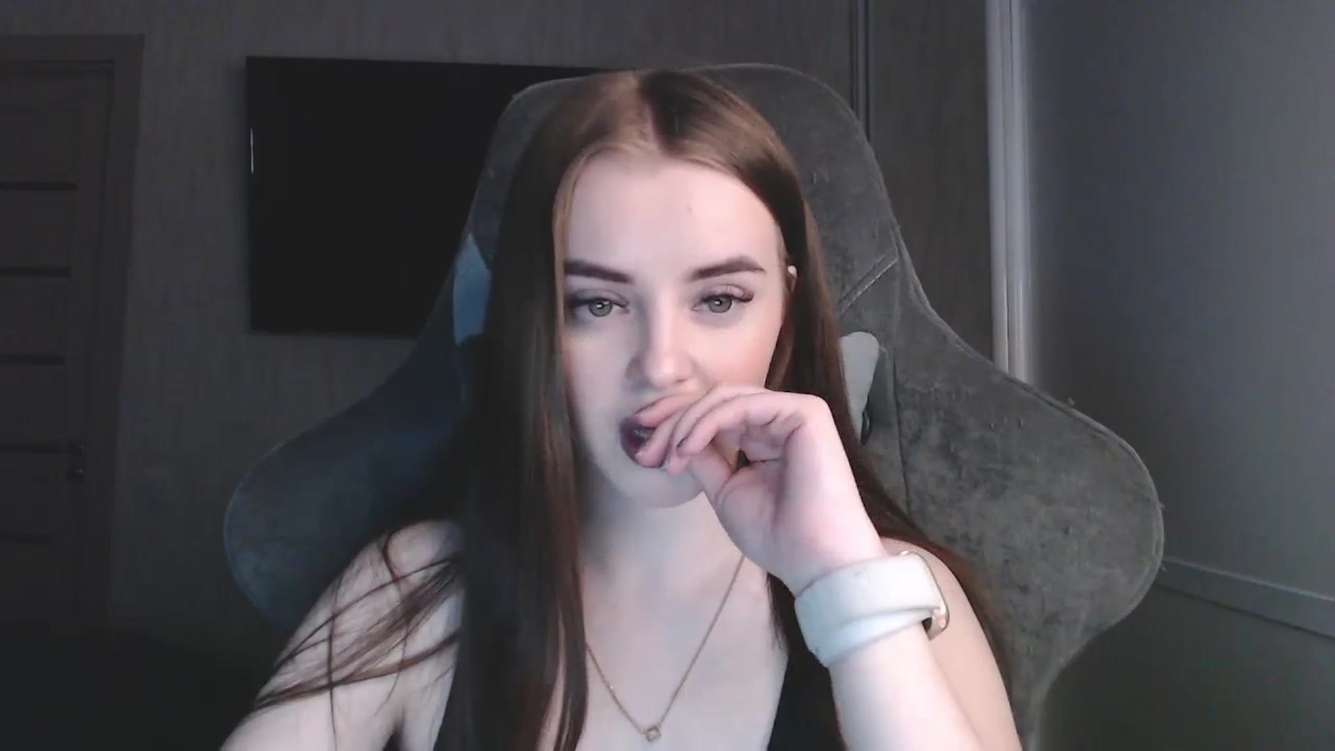 Gallery image thumbnail from BitsyMia's myfreecams stream on, 01/26/2024, 03:55 image 13 of 20