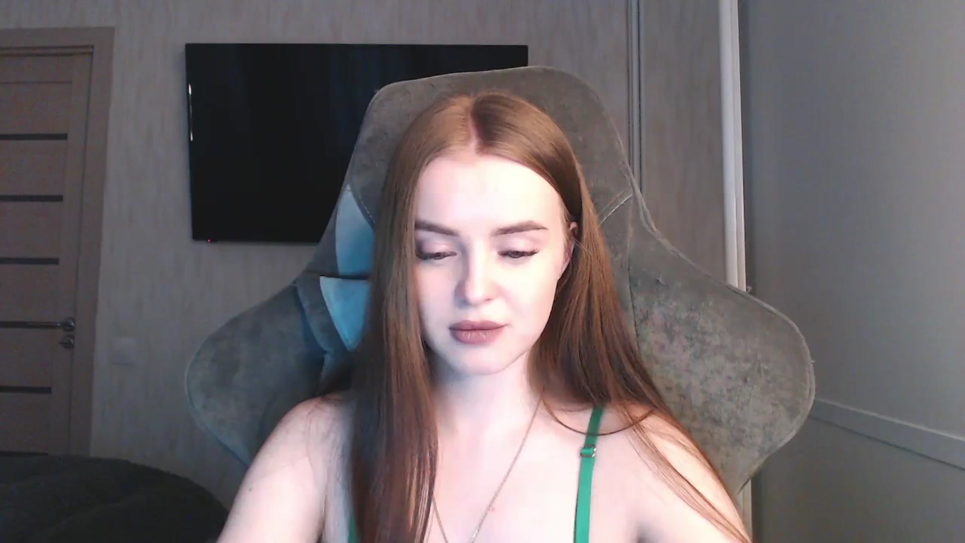 Gallery image thumbnail from BitsyMia's myfreecams stream on, 01/31/2024, 06:00 image 8 of 20