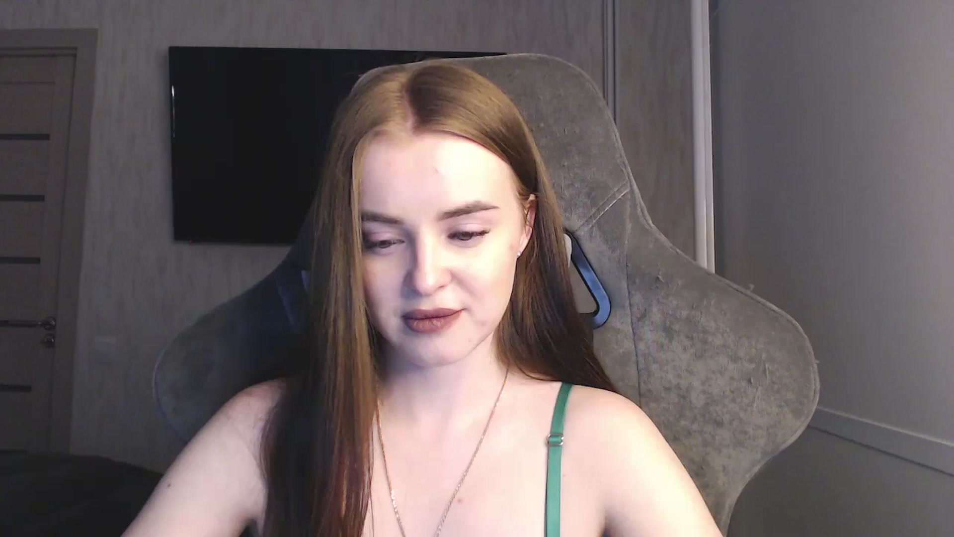 Gallery image thumbnail from BitsyMia's myfreecams stream on, 01/31/2024, 06:00 image 1 of 20