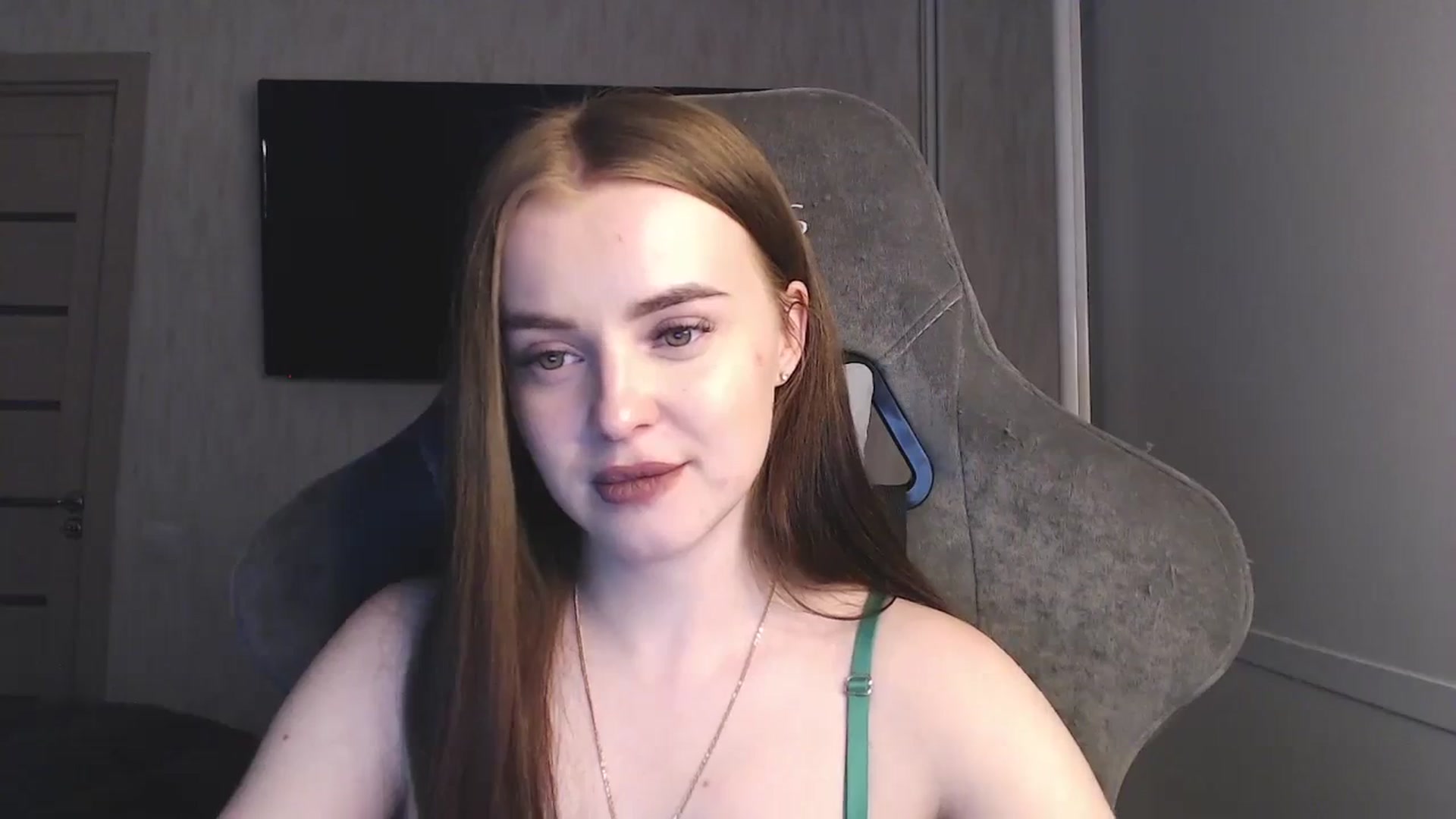 Gallery image thumbnail from BitsyMia's myfreecams stream on, 01/31/2024, 06:00 image 4 of 20
