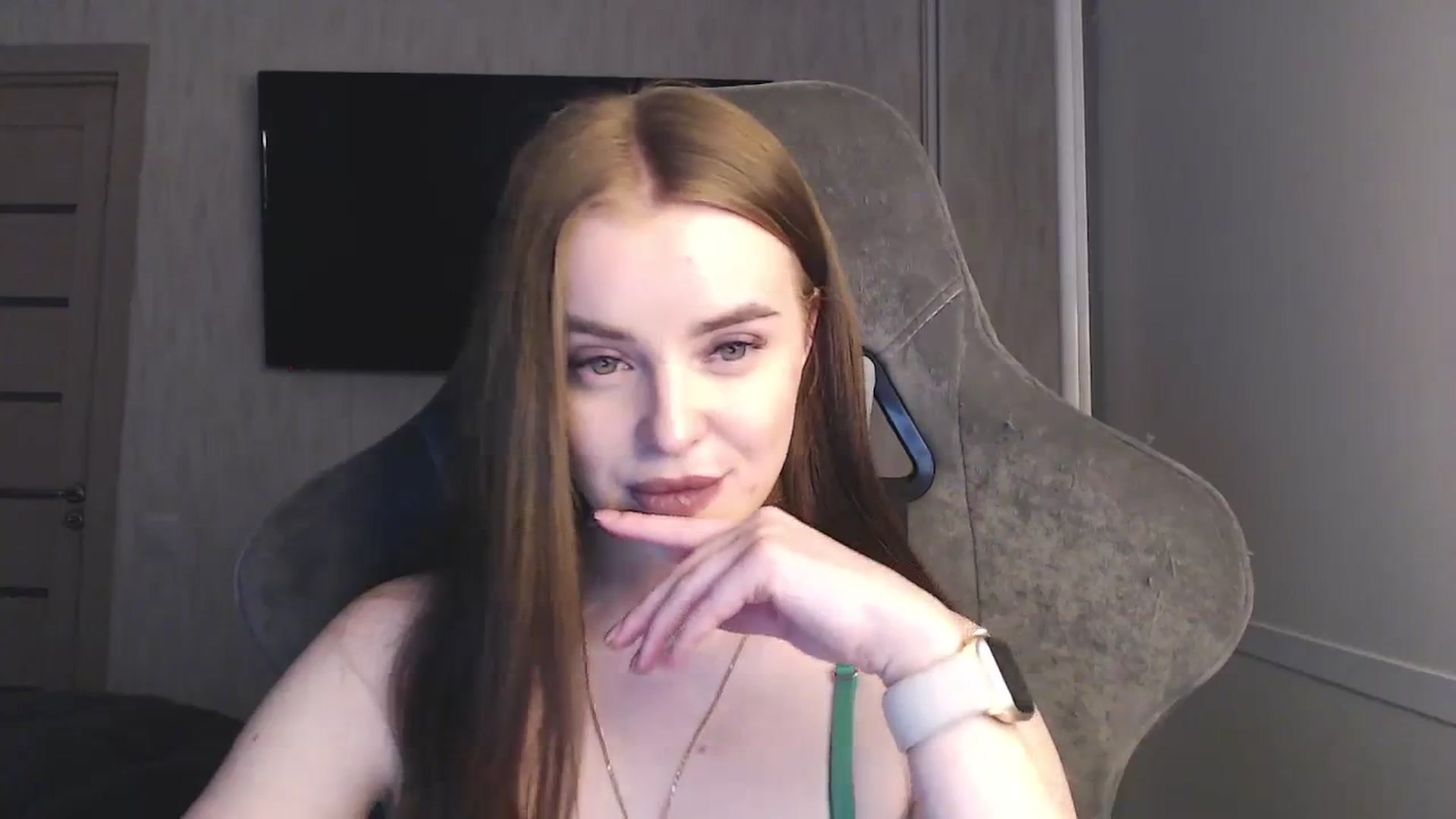 Gallery image thumbnail from BitsyMia's myfreecams stream on, 01/31/2024, 06:00 image 2 of 20