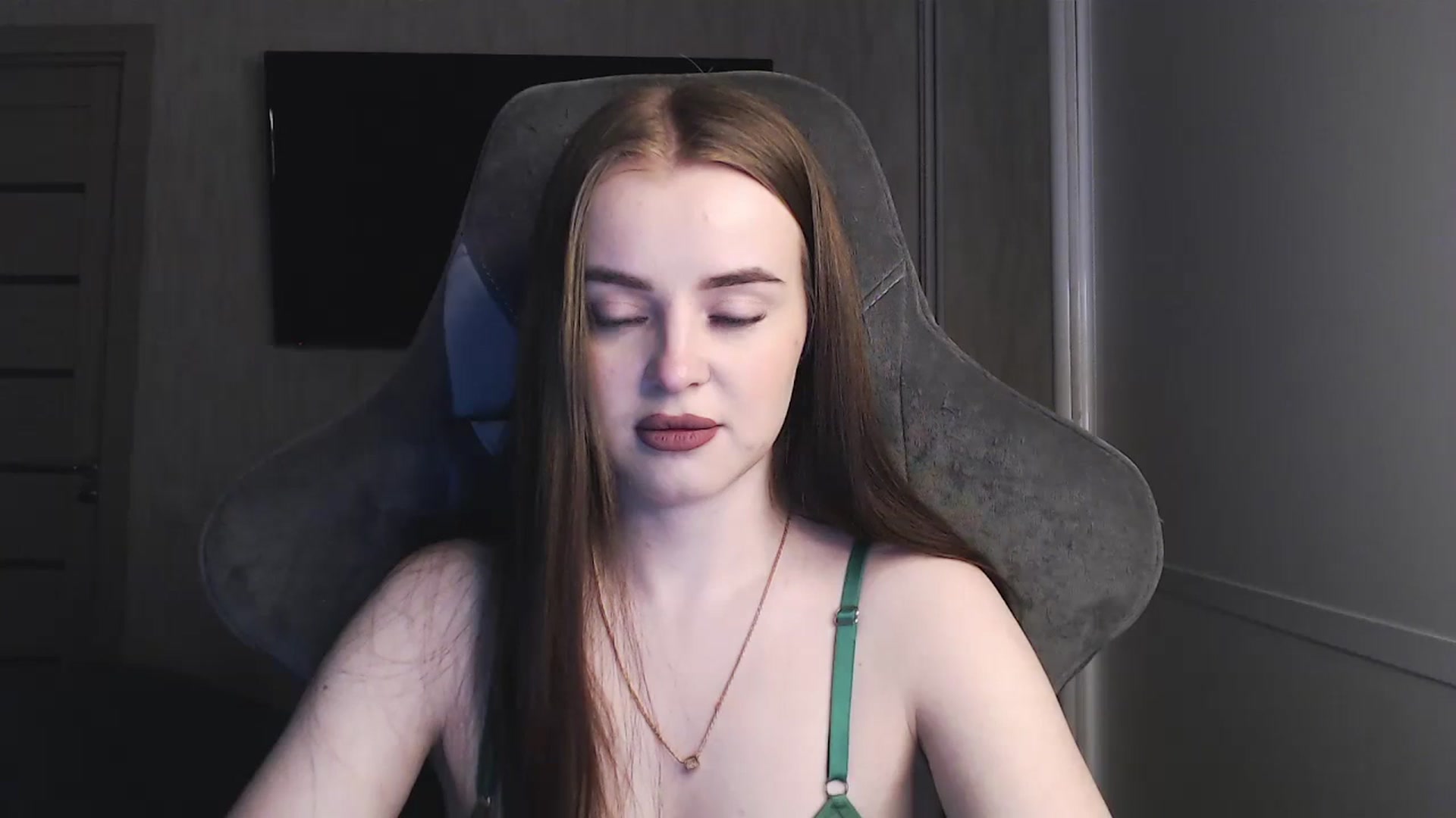 Gallery image thumbnail from BitsyMia's myfreecams stream on, 02/01/2024, 03:01 image 2 of 20