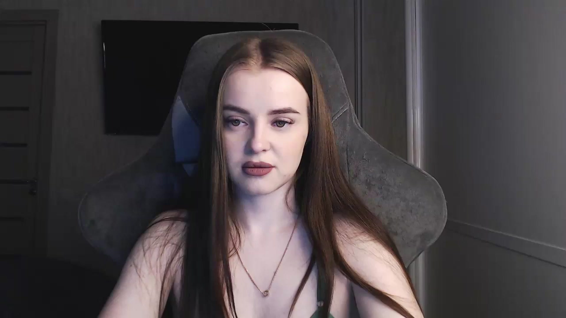 Gallery image thumbnail from BitsyMia's myfreecams stream on, 02/01/2024, 03:01 image 1 of 20