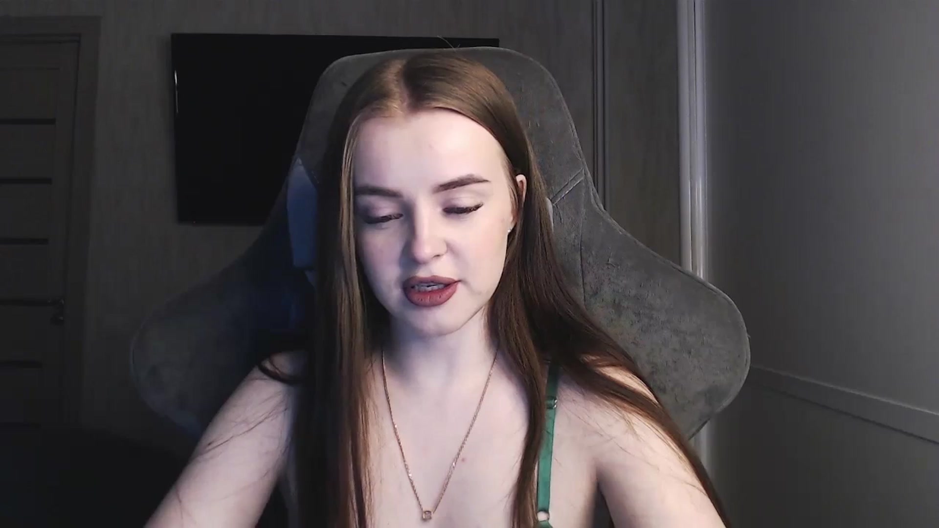 Gallery image thumbnail from BitsyMia's myfreecams stream on, 02/01/2024, 03:01 image 13 of 20