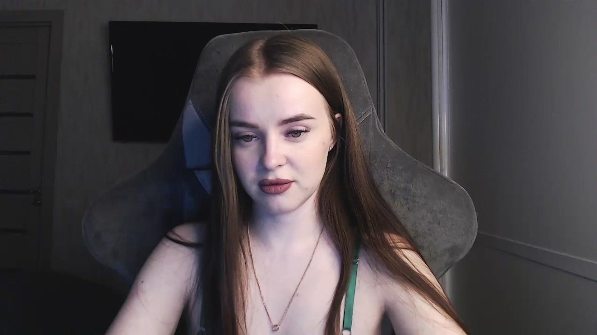 Gallery image thumbnail from BitsyMia's myfreecams stream on, 02/01/2024, 03:01 image 15 of 20