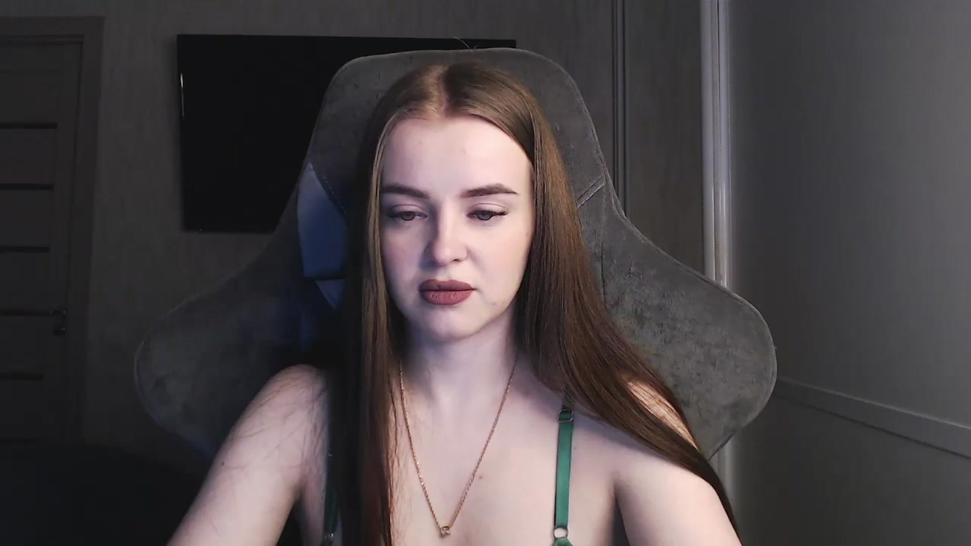 Gallery image thumbnail from BitsyMia's myfreecams stream on, 02/01/2024, 03:01 image 10 of 20