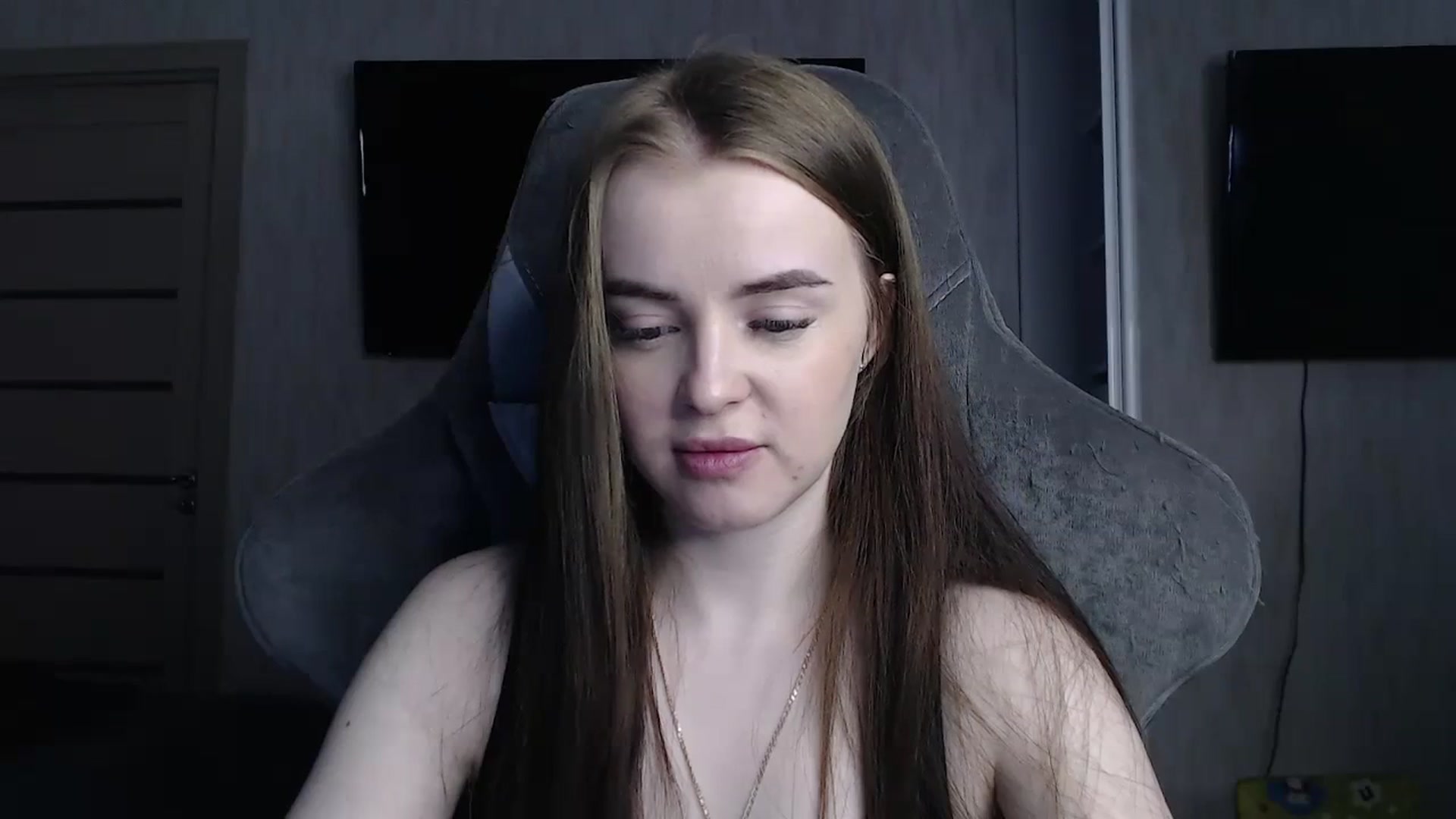 Gallery image thumbnail from BitsyMia's myfreecams stream on, 02/08/2024, 05:31 image 5 of 20