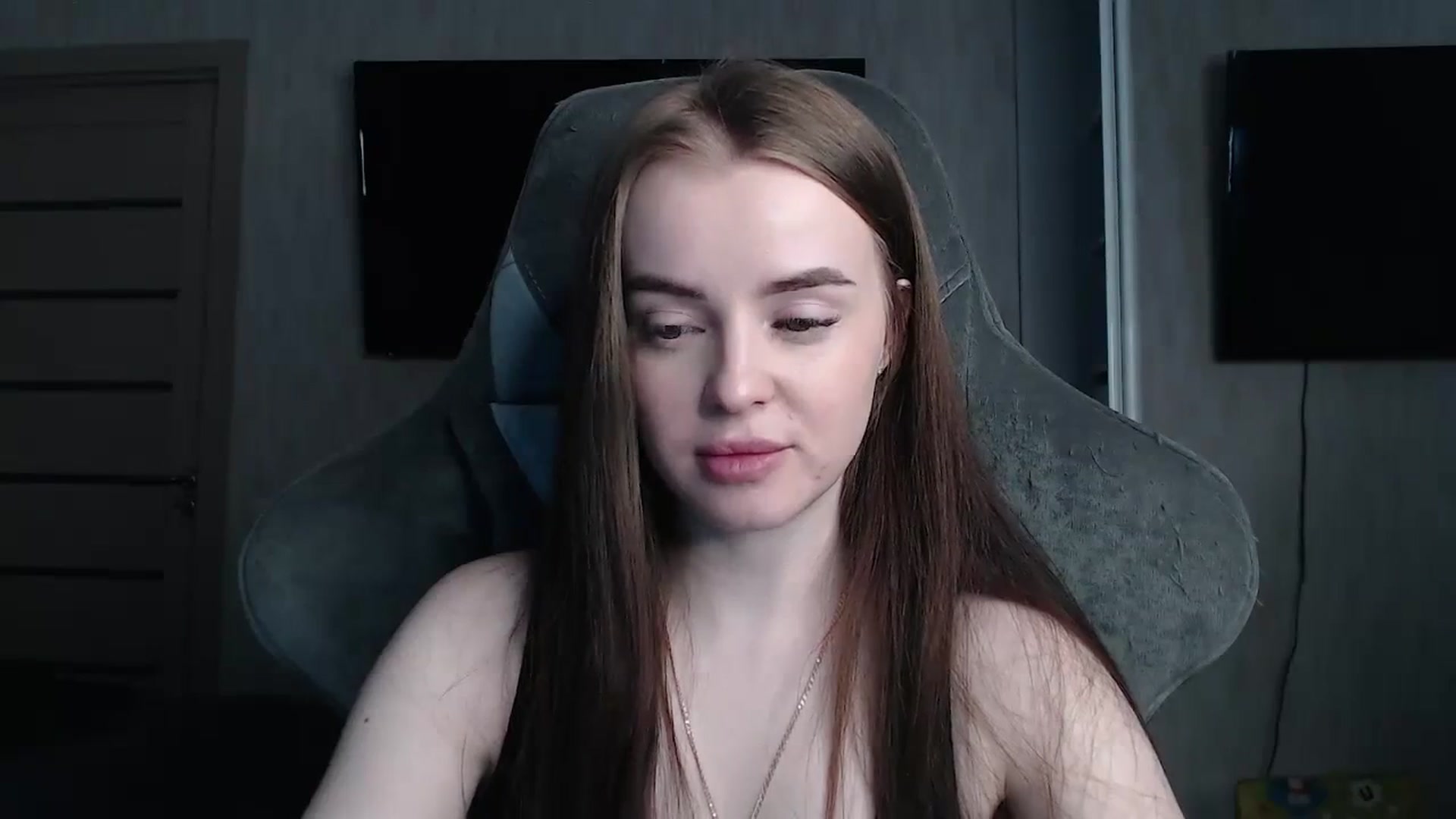 Gallery image thumbnail from BitsyMia's myfreecams stream on, 02/08/2024, 05:31 image 7 of 20
