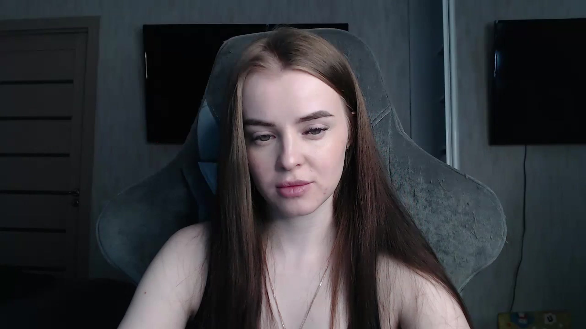 Gallery image thumbnail from BitsyMia's myfreecams stream on, 02/08/2024, 05:31 image 14 of 20