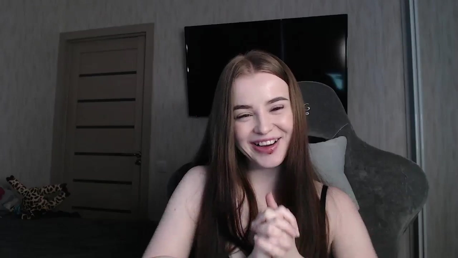 Gallery image thumbnail from BitsyMia's myfreecams stream on, 02/29/2024, 03:56 image 19 of 20