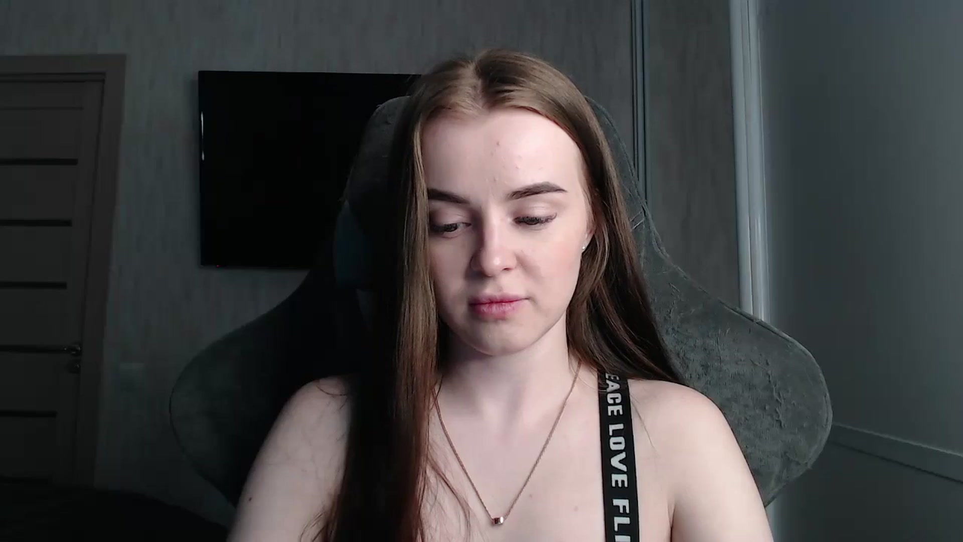 Gallery image thumbnail from BitsyMia's myfreecams stream on, 03/11/2024, 06:25 image 8 of 20