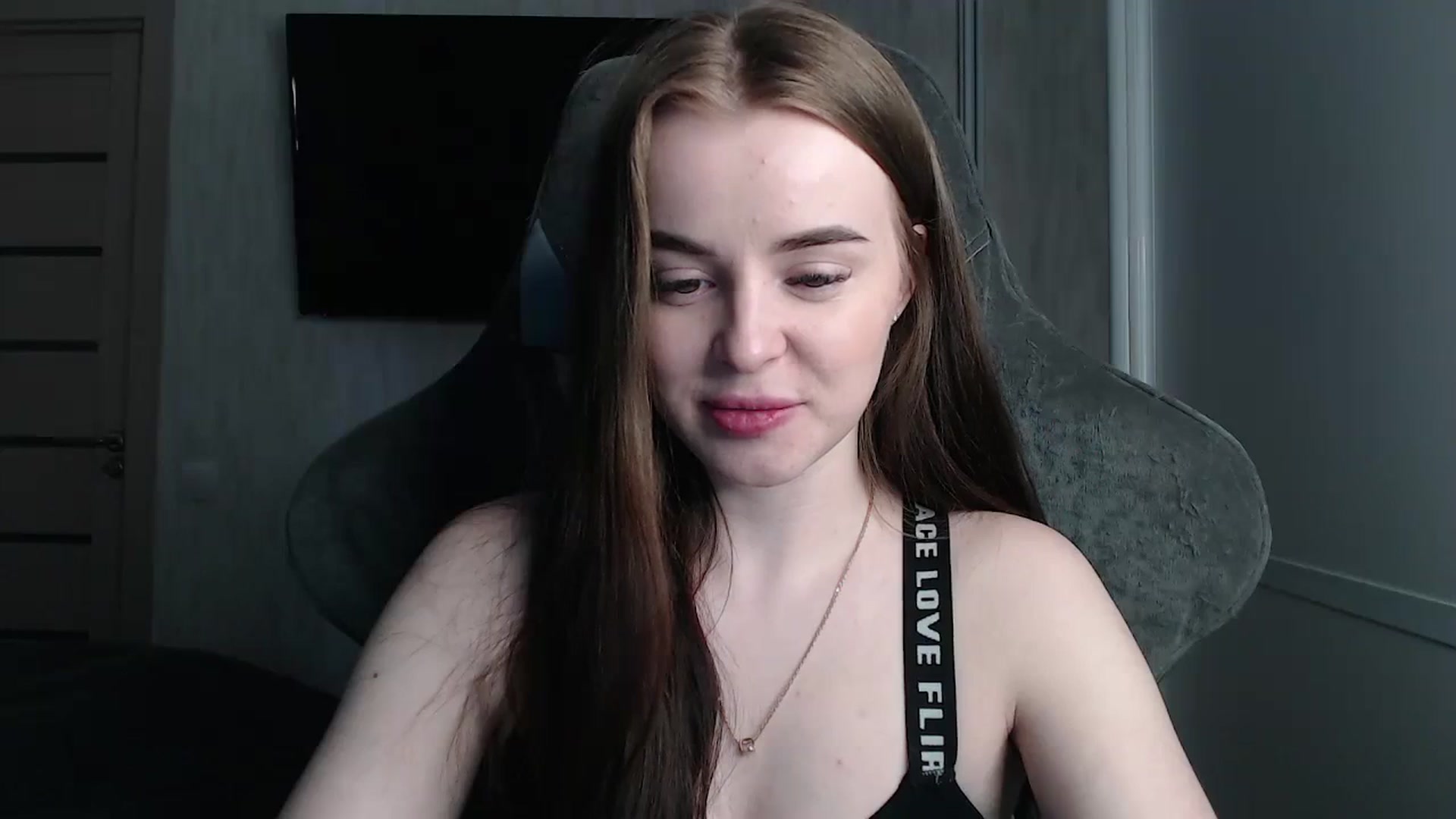 Gallery image thumbnail from BitsyMia's myfreecams stream on, 03/11/2024, 06:25 image 16 of 20