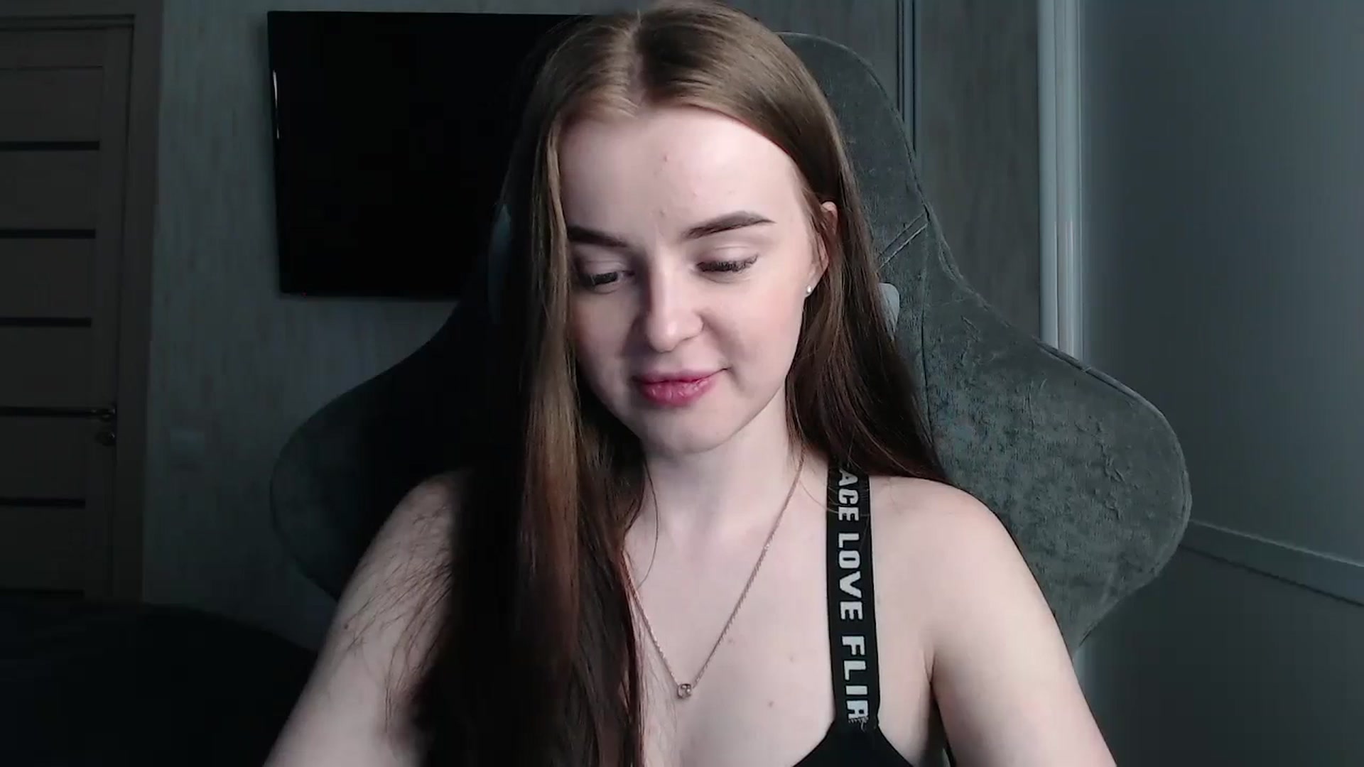 Gallery image thumbnail from BitsyMia's myfreecams stream on, 03/11/2024, 06:25 image 14 of 20