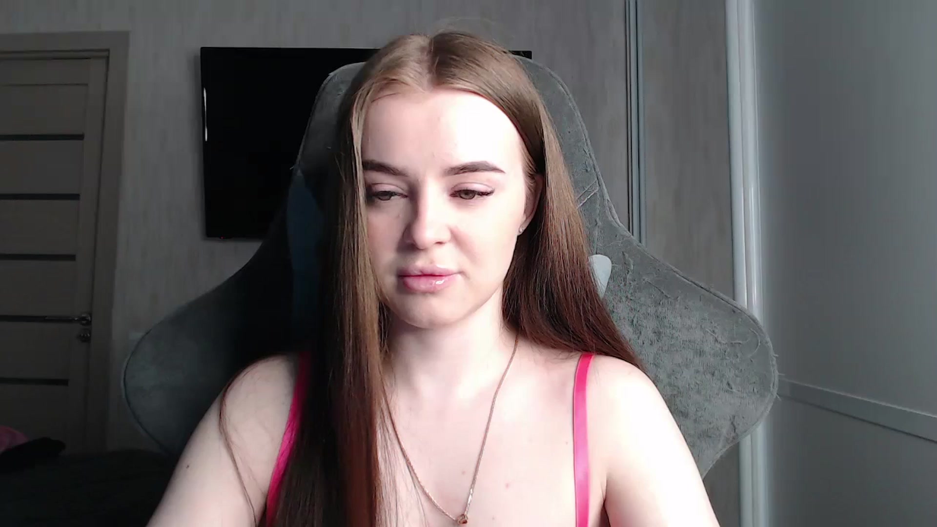 Gallery image thumbnail from BitsyMia's myfreecams stream on, 03/13/2024, 03:20 image 10 of 20