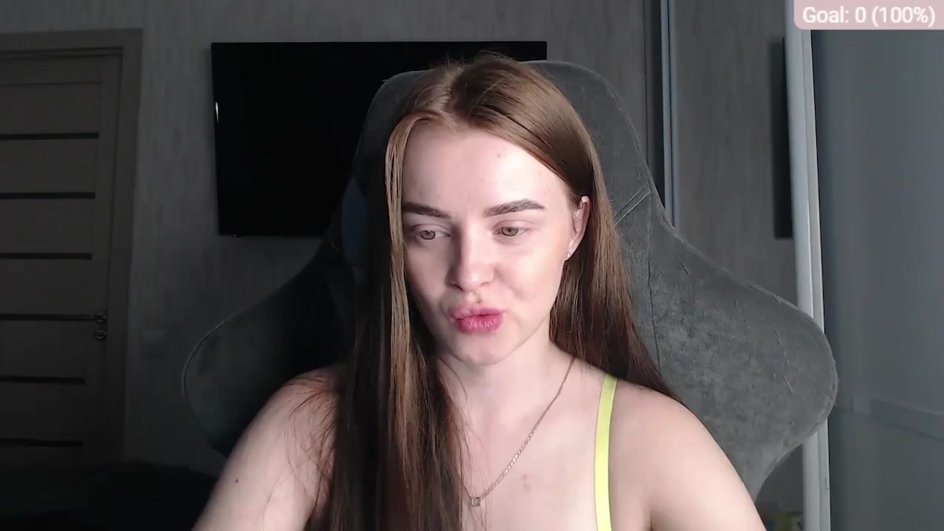 Gallery image thumbnail from BitsyMia's myfreecams stream on, 06/18/2024, 06:34 image 18 of 20