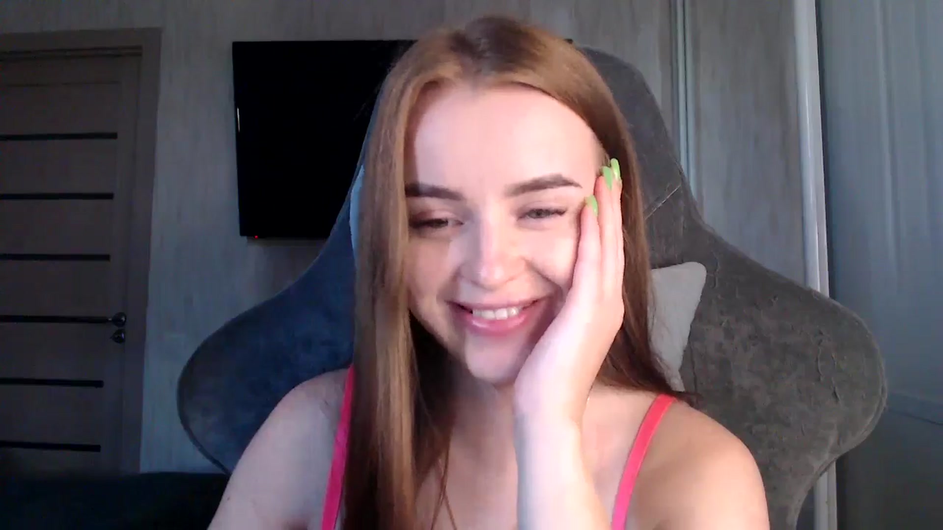 Gallery image thumbnail from BitsyMia's myfreecams stream on, 08/06/2024, 05:22 image 10 of 20