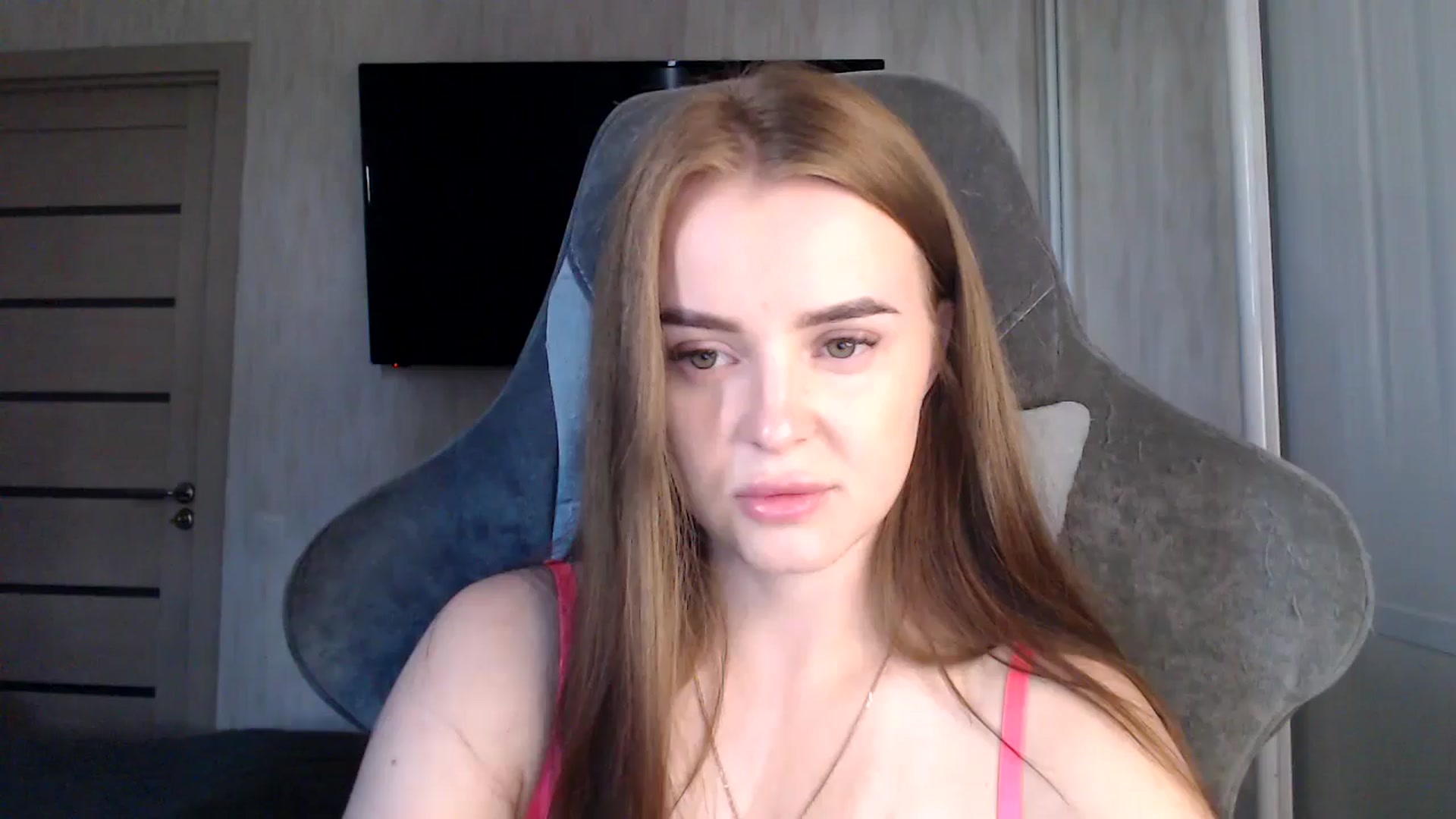 Gallery image thumbnail from BitsyMia's myfreecams stream on, 08/06/2024, 05:22 image 6 of 20