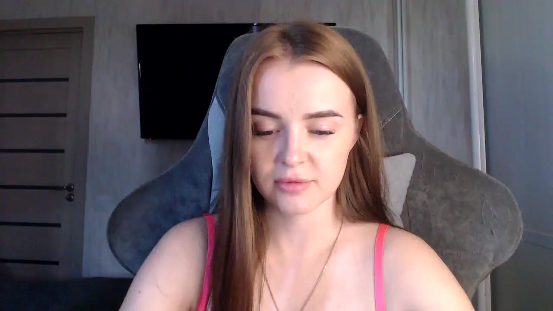Gallery image thumbnail from BitsyMia's myfreecams stream on, 08/06/2024, 05:22 image 14 of 20