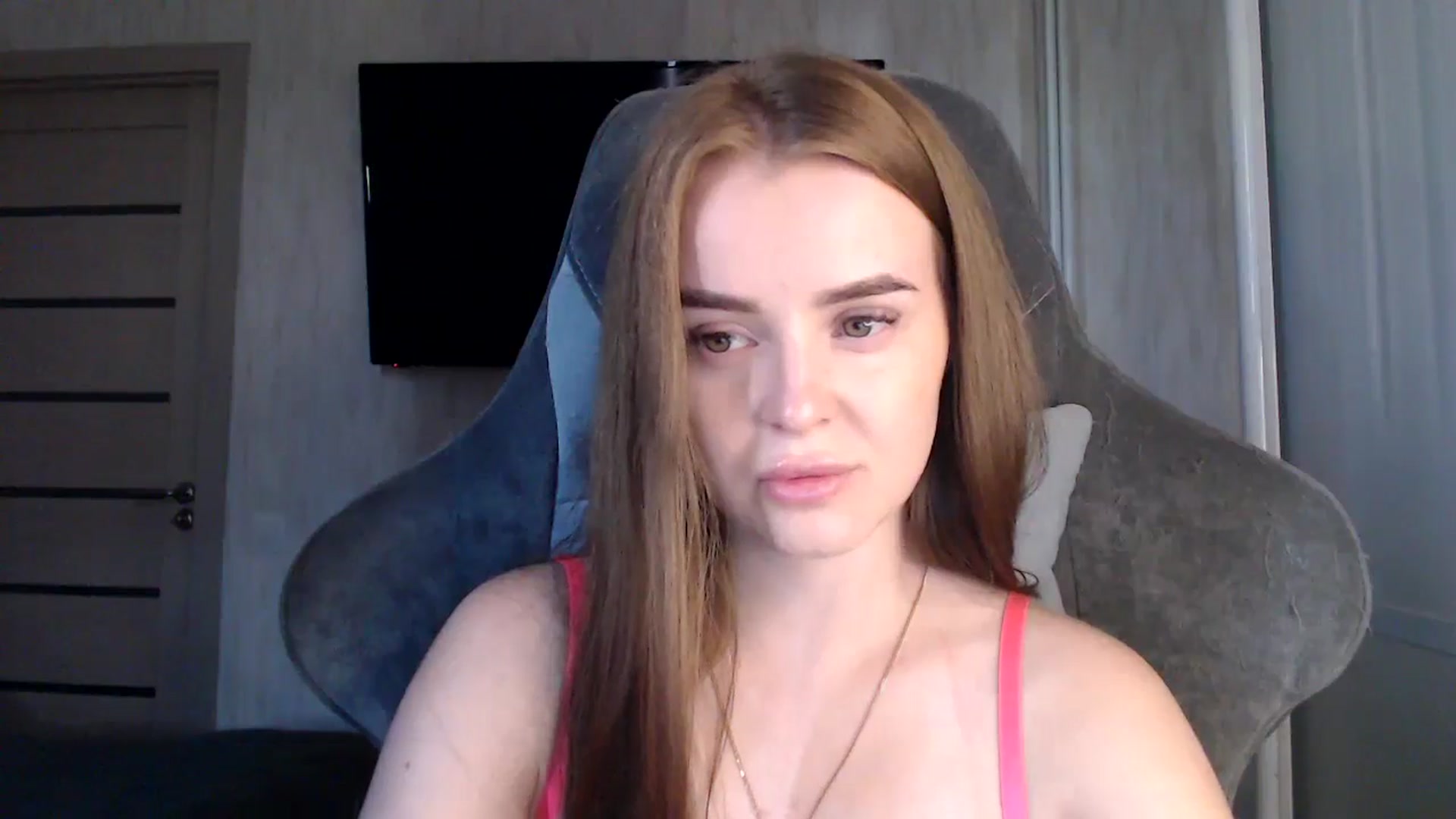 Gallery image thumbnail from BitsyMia's myfreecams stream on, 08/06/2024, 05:22 image 9 of 20