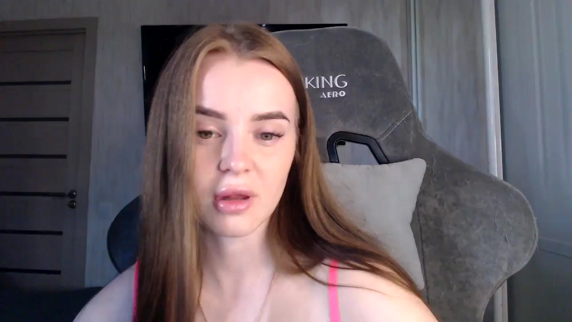 Gallery image thumbnail from BitsyMia's myfreecams stream on, 08/06/2024, 05:22 image 3 of 20