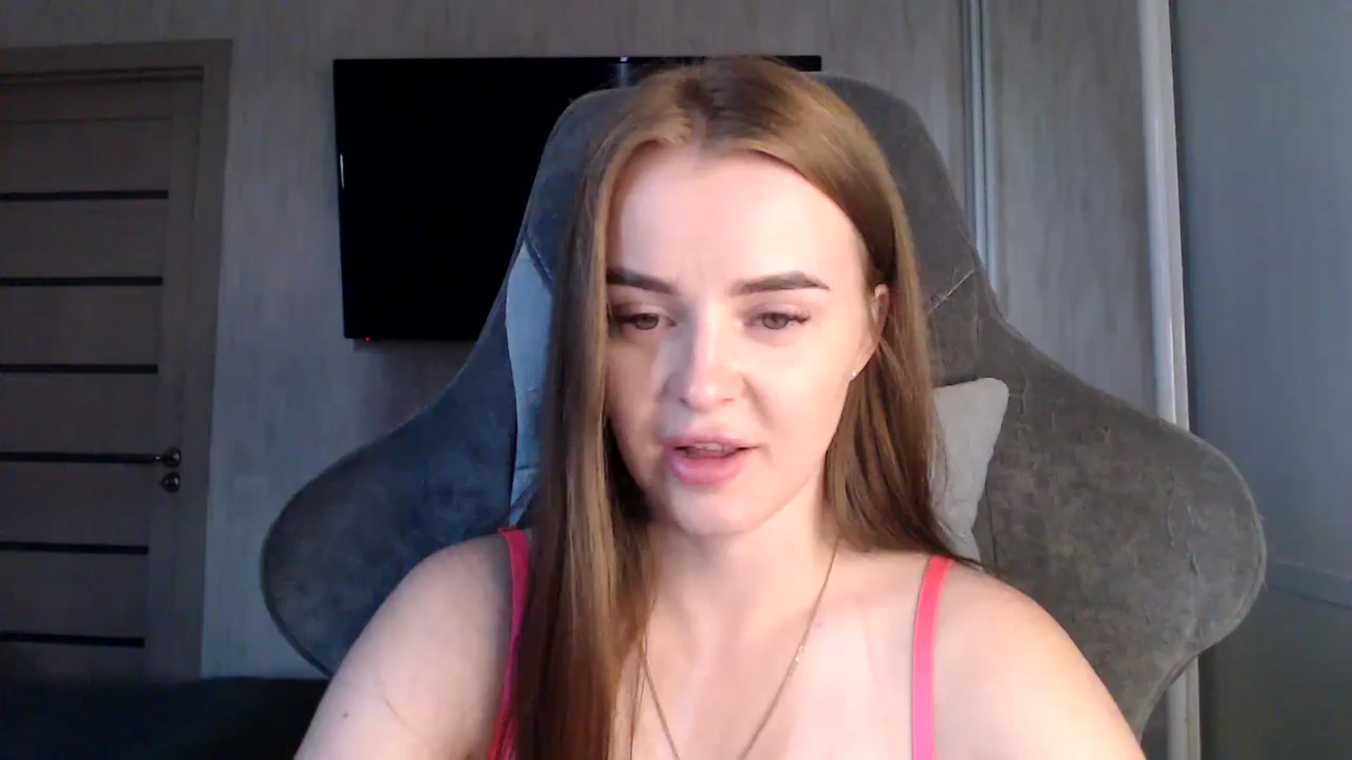 Gallery image thumbnail from BitsyMia's myfreecams stream on, 08/06/2024, 05:22 image 12 of 20