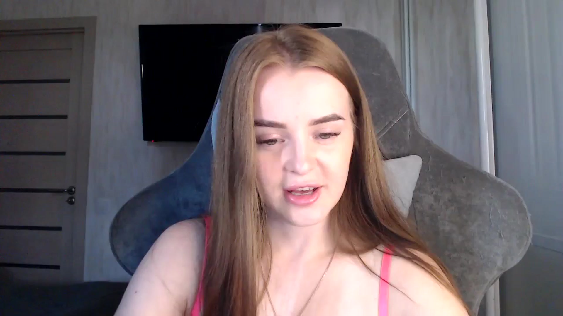 Gallery image thumbnail from BitsyMia's myfreecams stream on, 08/06/2024, 05:22 image 5 of 20