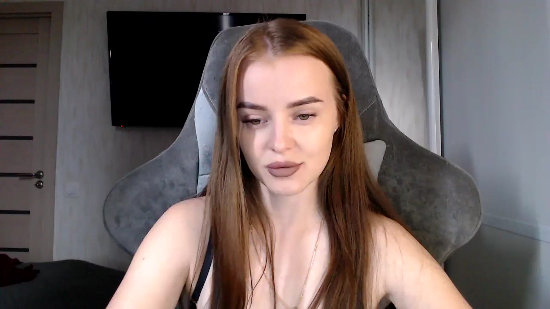 Gallery image thumbnail from BitsyMia's myfreecams stream on, 08/07/2024, 05:00 image 2 of 20