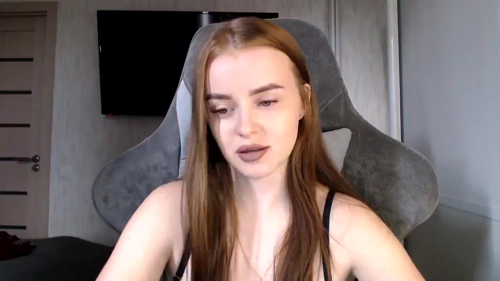 Gallery image thumbnail from BitsyMia's myfreecams stream on, 08/07/2024, 05:00 image 3 of 20