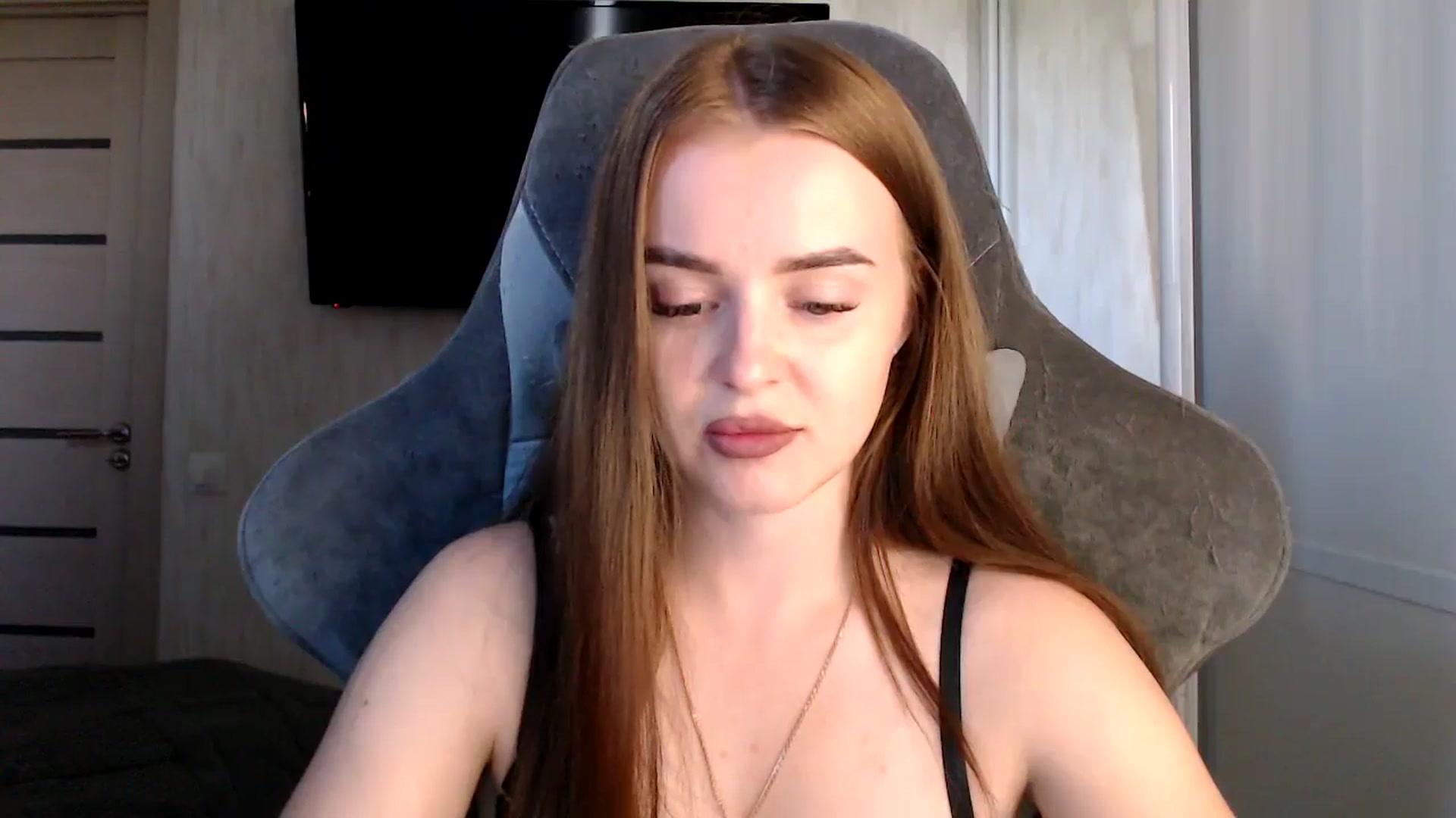 Gallery image thumbnail from BitsyMia's myfreecams stream on, 08/07/2024, 05:42 image 6 of 20