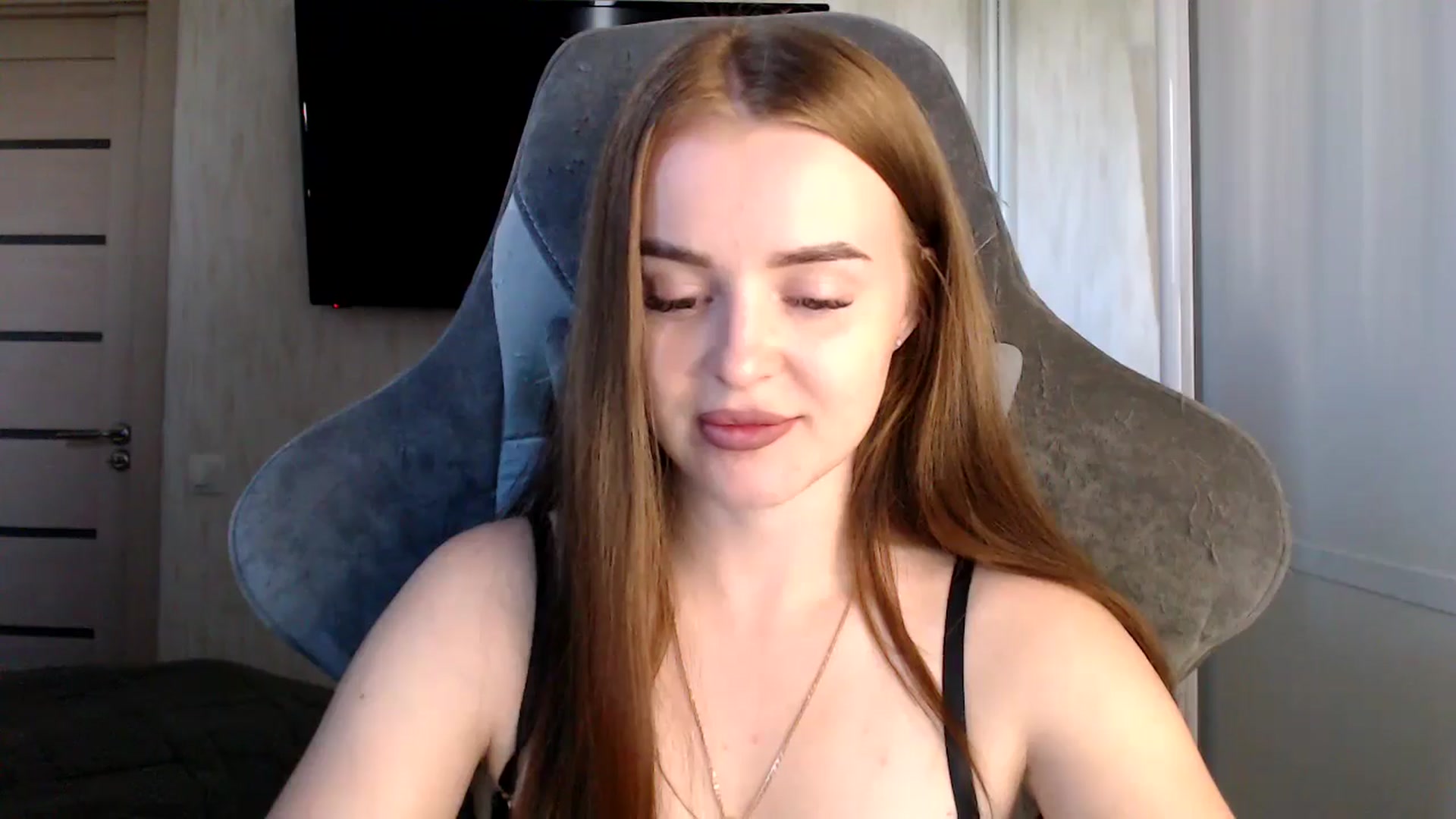 Gallery image thumbnail from BitsyMia's myfreecams stream on, 08/07/2024, 05:42 image 5 of 20