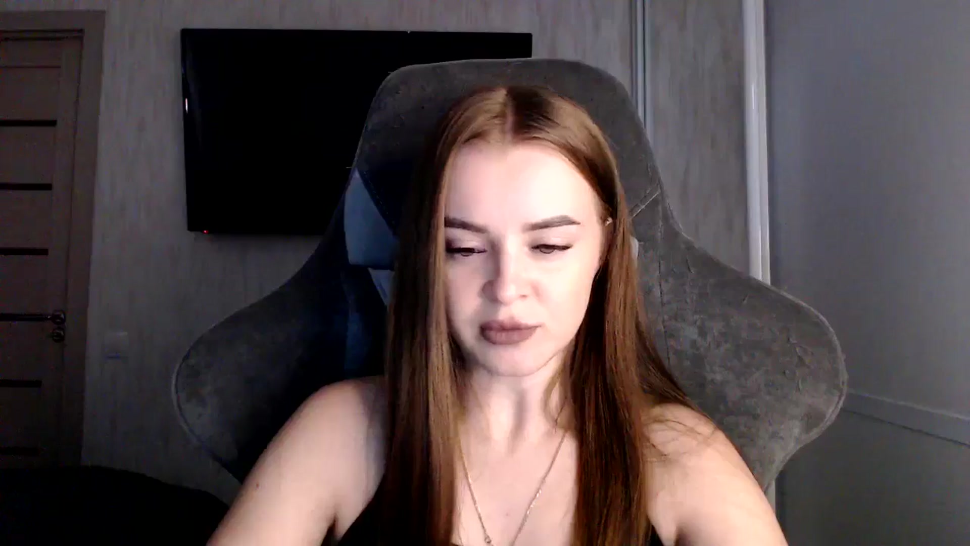 Gallery image thumbnail from BitsyMia's myfreecams stream on, 08/09/2024, 04:41 image 10 of 20