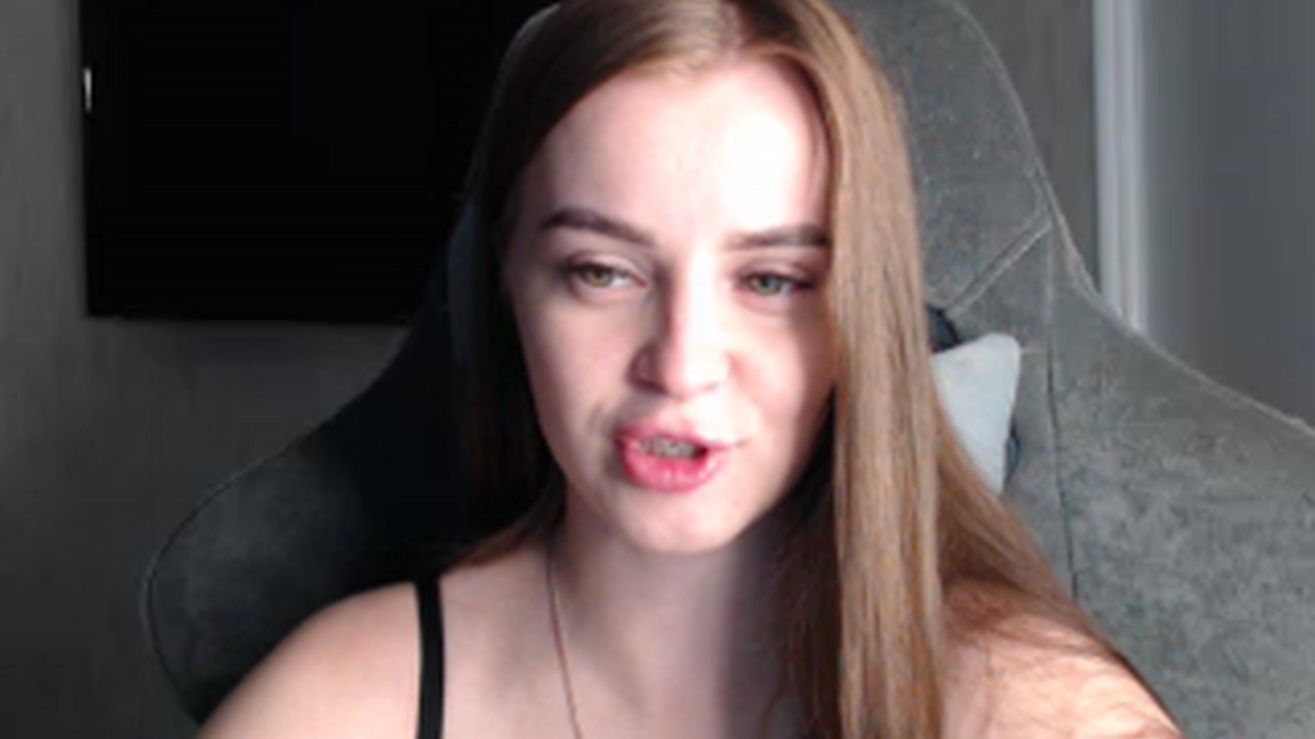 Gallery image thumbnail from BitsyMia's myfreecams stream on, 08/11/2024, 05:46 image 3 of 20